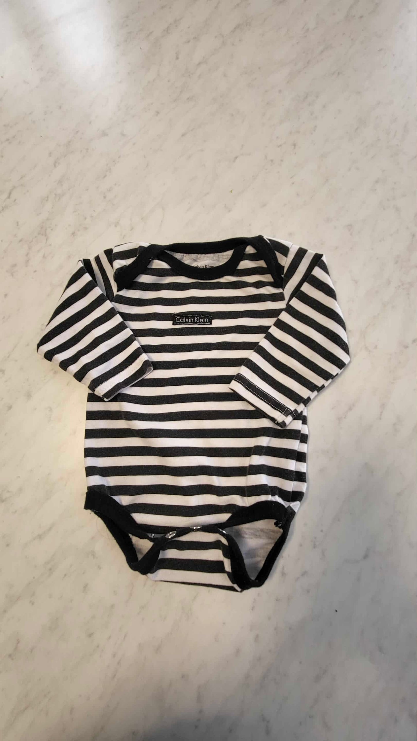 Cache-couche calvin klein 3 mois