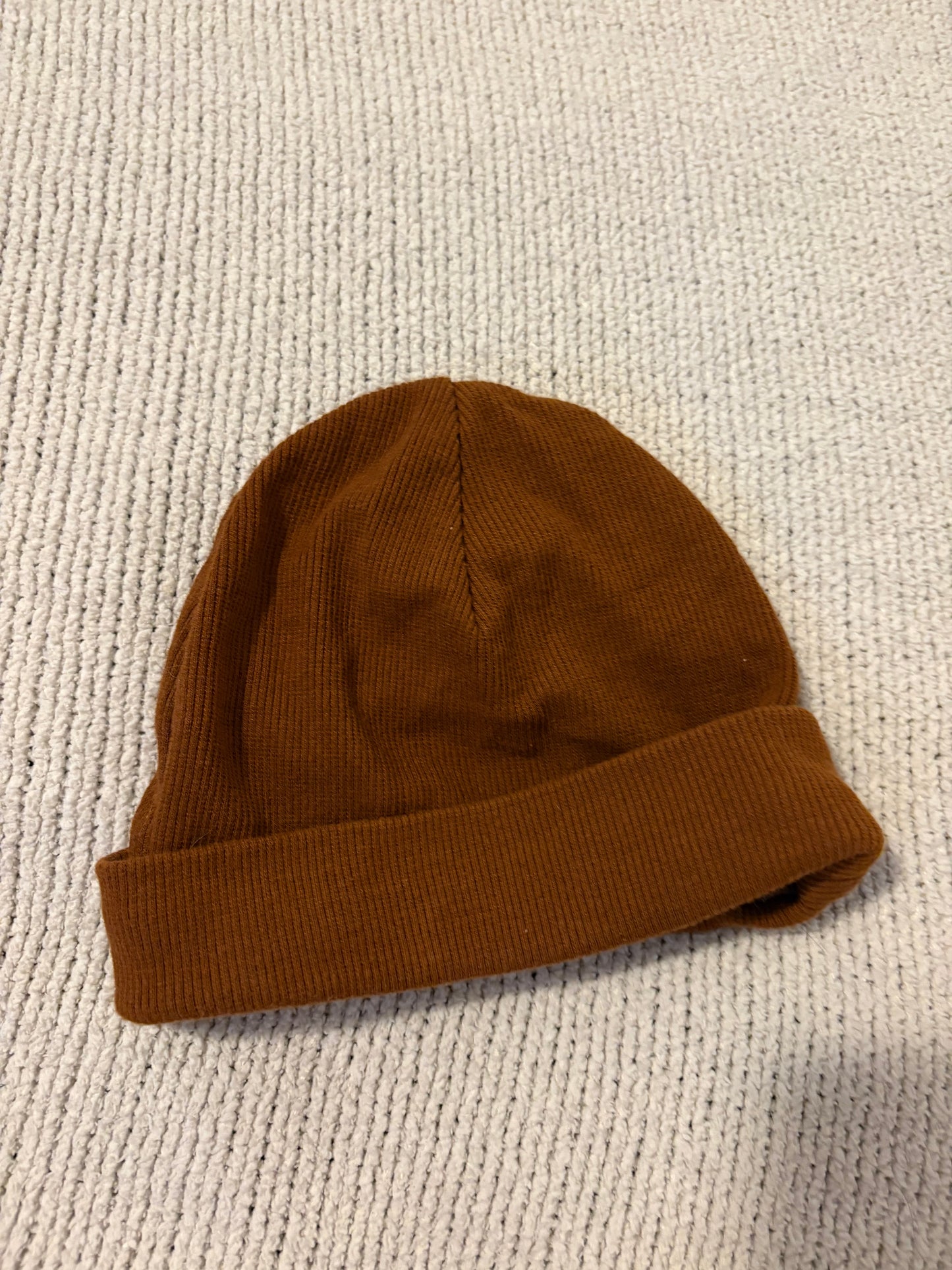 Bonnet h&m 3-6 mois environ