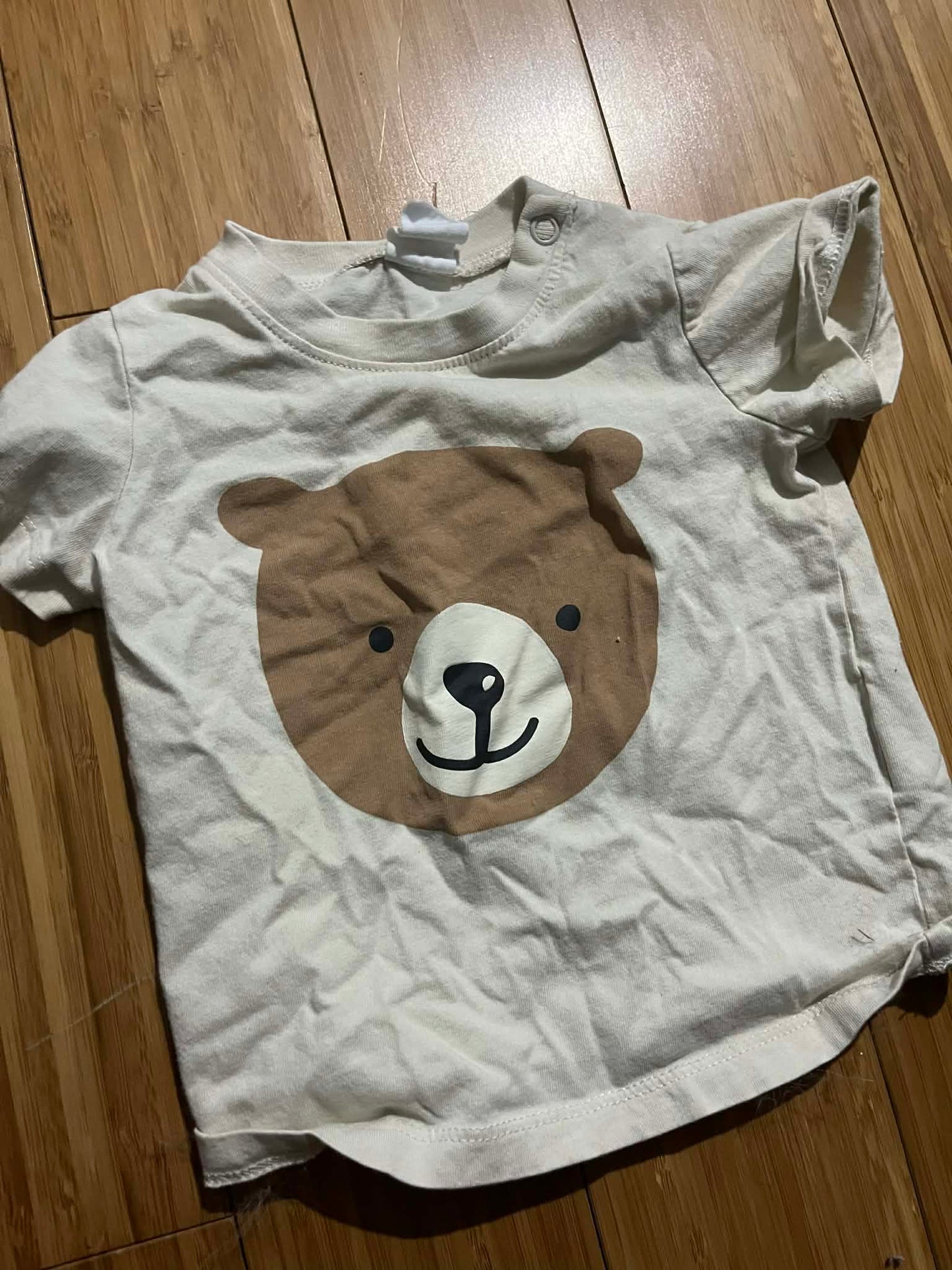 T-shirt h&m 4-6 mois