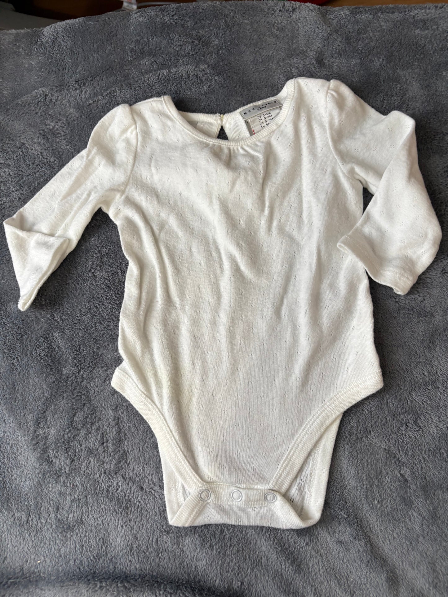 Cache-couche max studio 3-6 mois