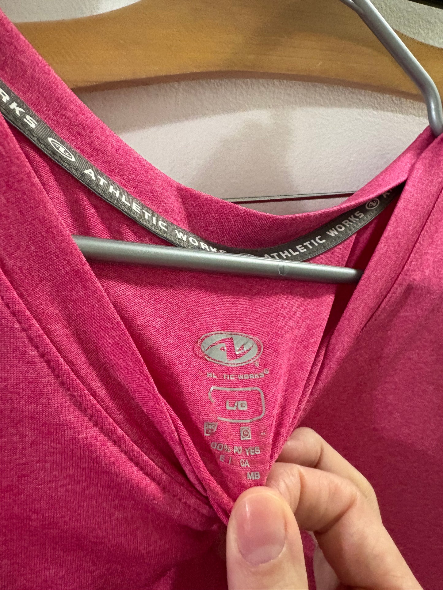 T-shirt atletick large fait médium