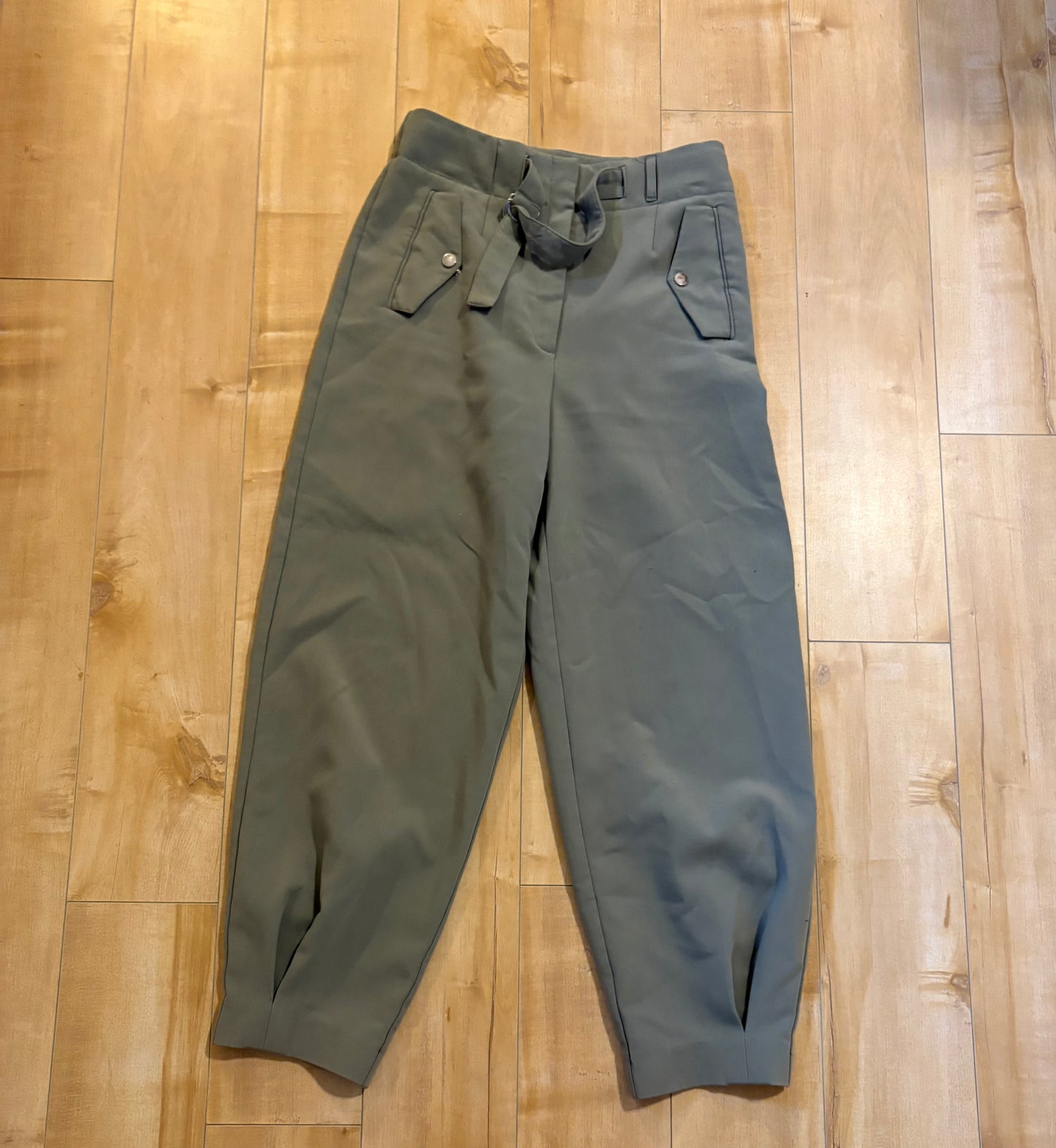 Pantalon dynamite taille 4 *