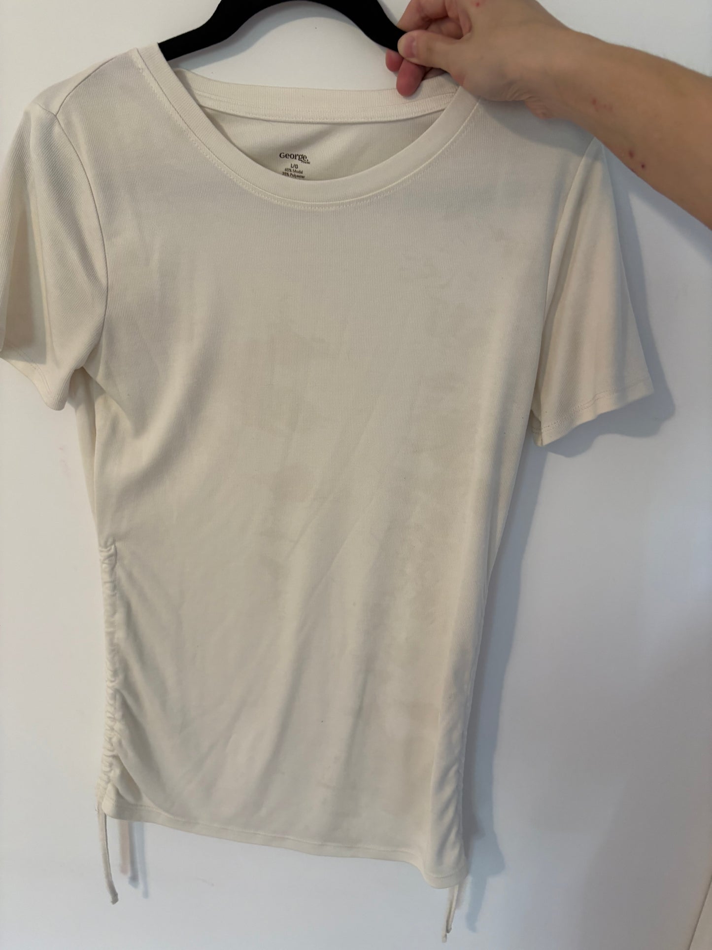 À DONNER AVEC ACHAT T-shirt george large