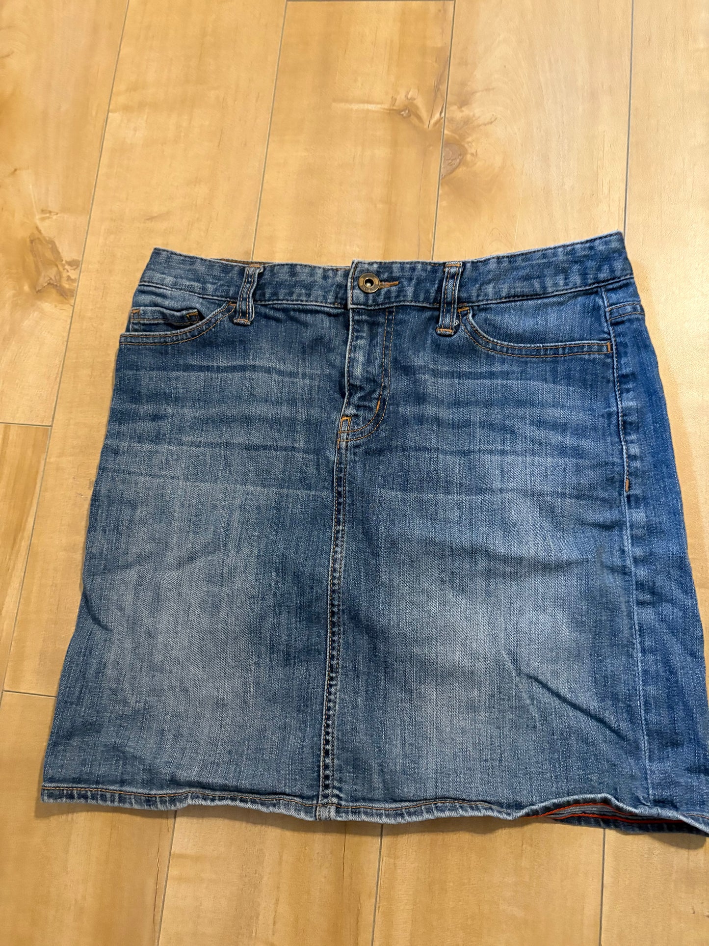 Jupe tommy hilfigher taille 2*