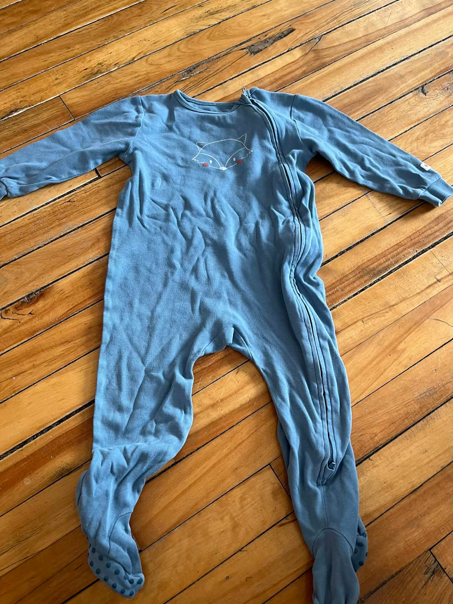 Pyjama tag 24 mois état neuf