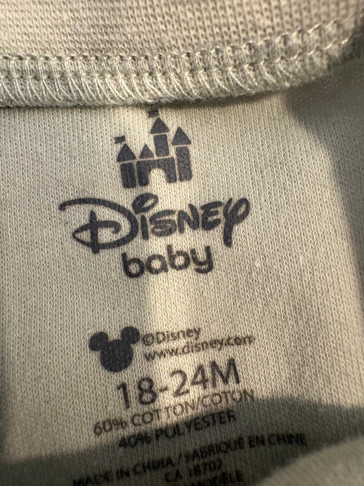 Chandail Mickey mouse 18-24 mois (cmb) À DONNER AVEC ACHAT