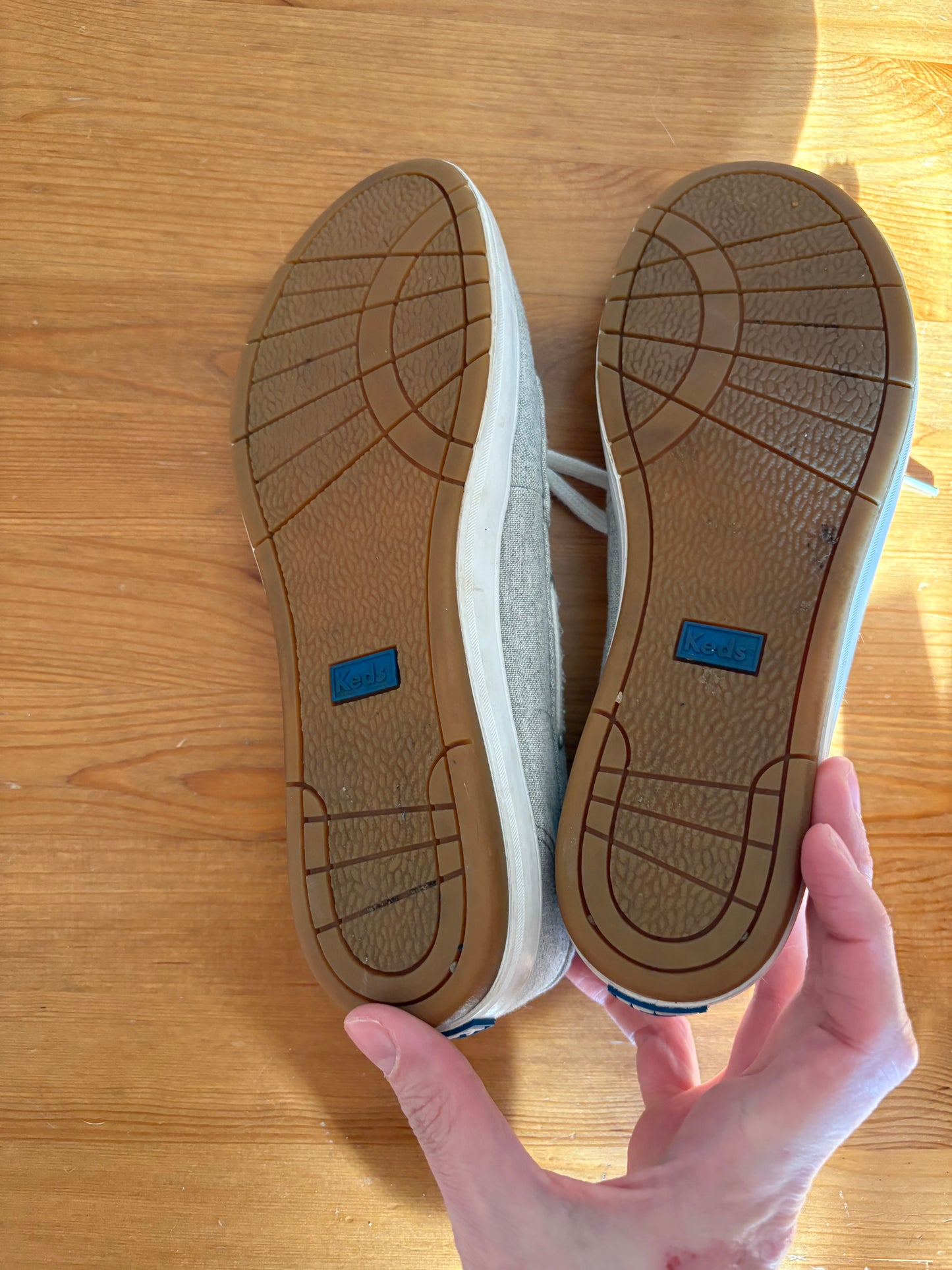 Soulier keds mousse mémoirw keds 6.5 taille