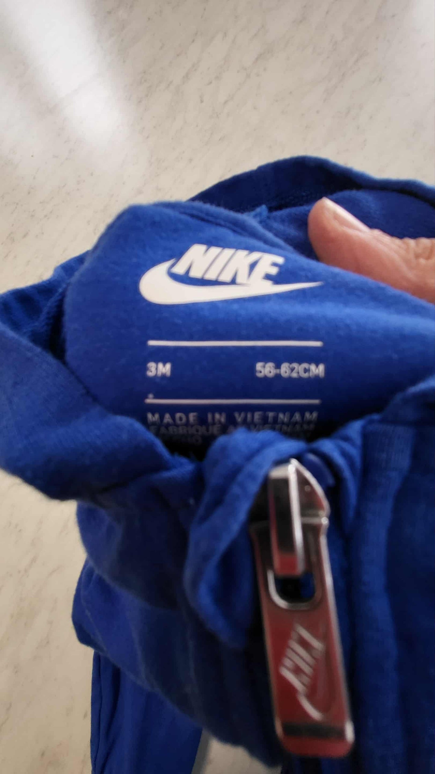 Onepiece nike 3 mois