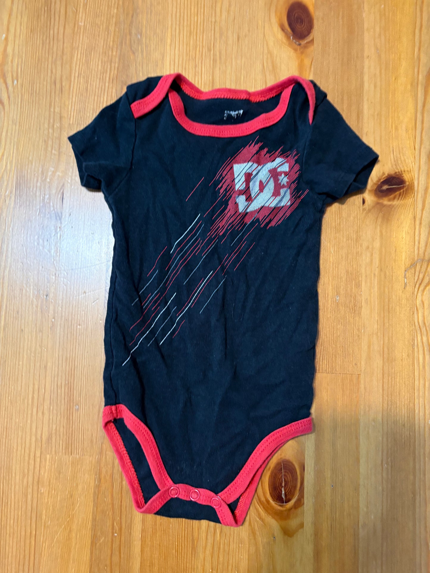 Cache-couche dc shoes 6 mois