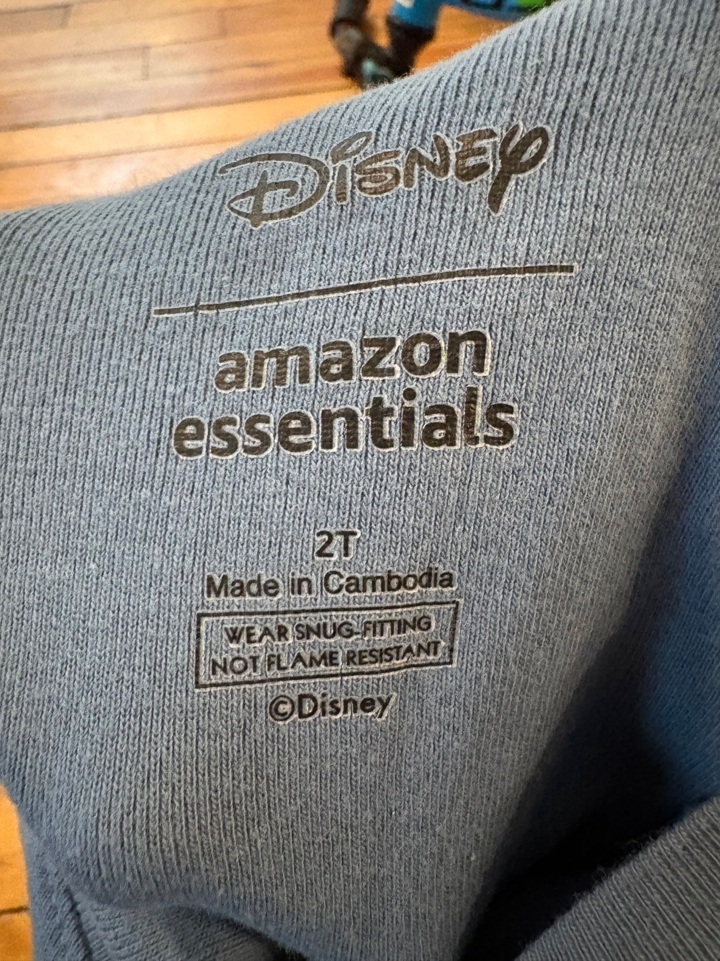 Chandail Amazon essentiel Disney 2T