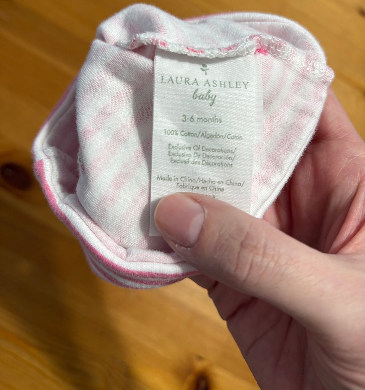 Bonnet laura ashley 3-6 mois
