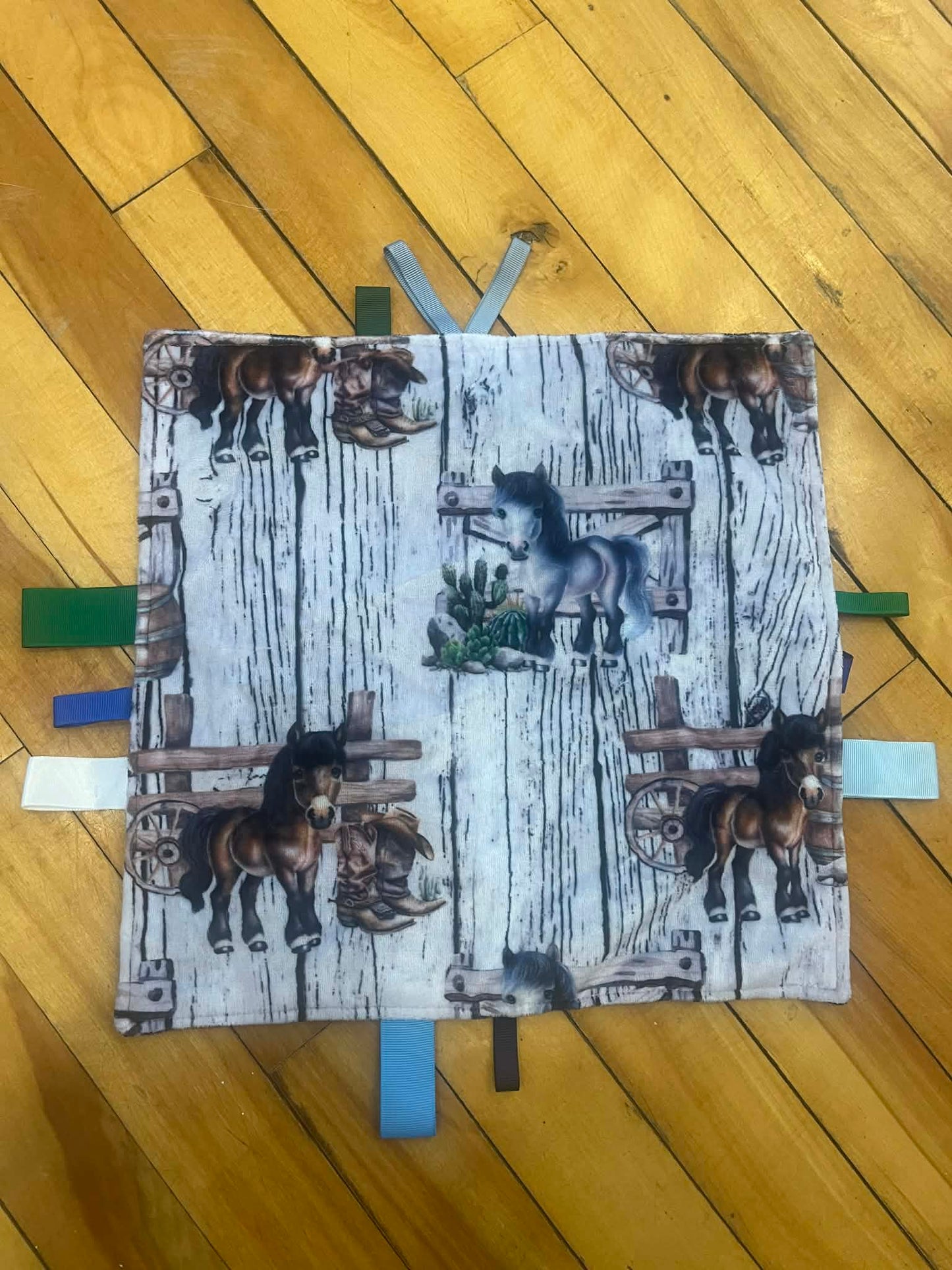 Doudou étiquette mini nous état neuf