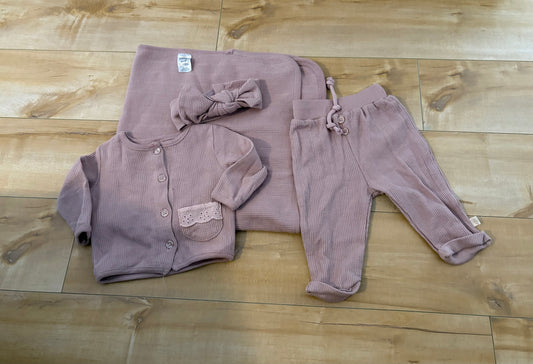 Ensemble snug 0-3 mois 4 pièces