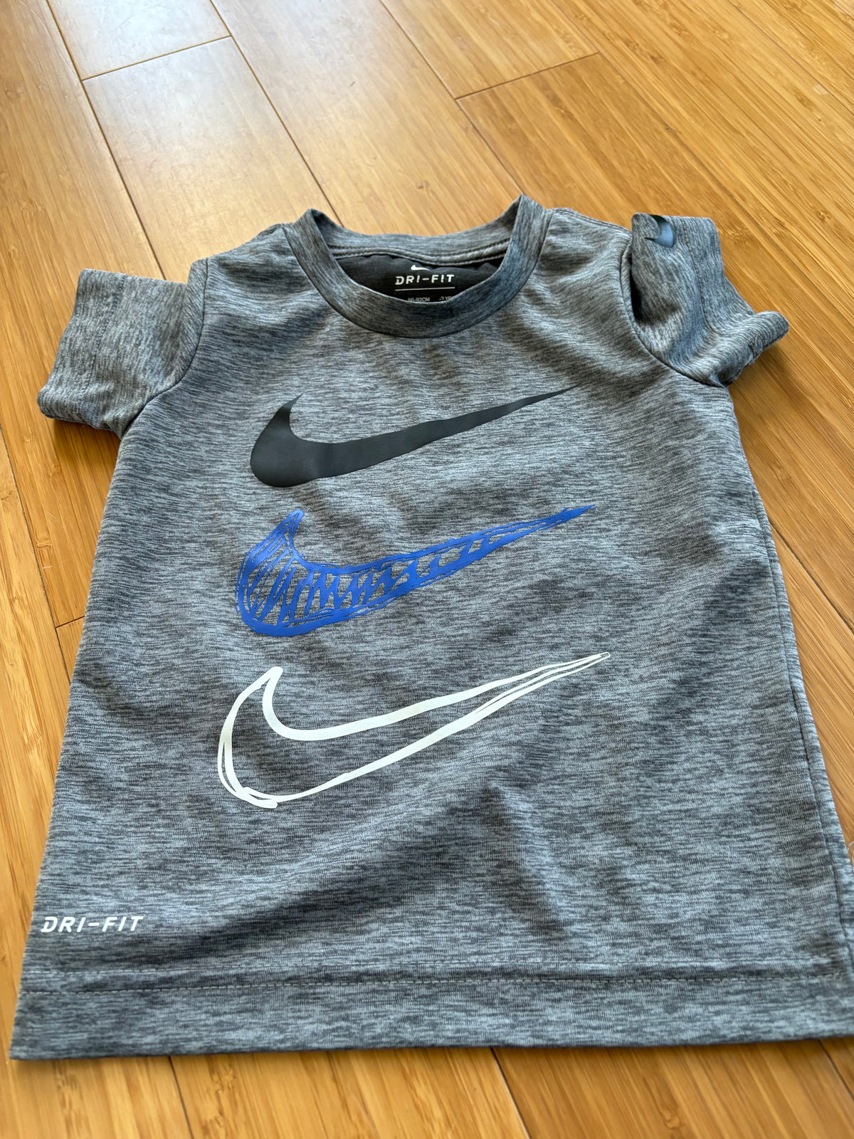 Chandail Nike 2T (cmb)