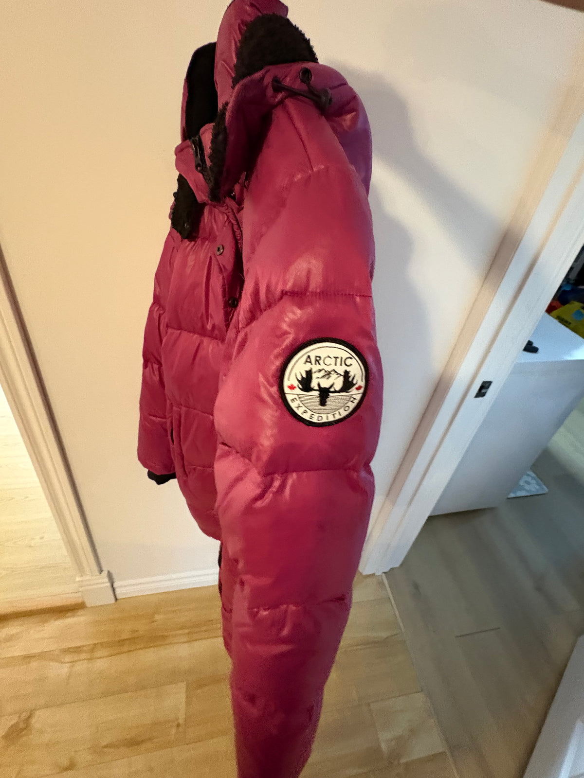 Manteau artic expedition small état neuf 🩷marque canadienne valeur 150$ et plus