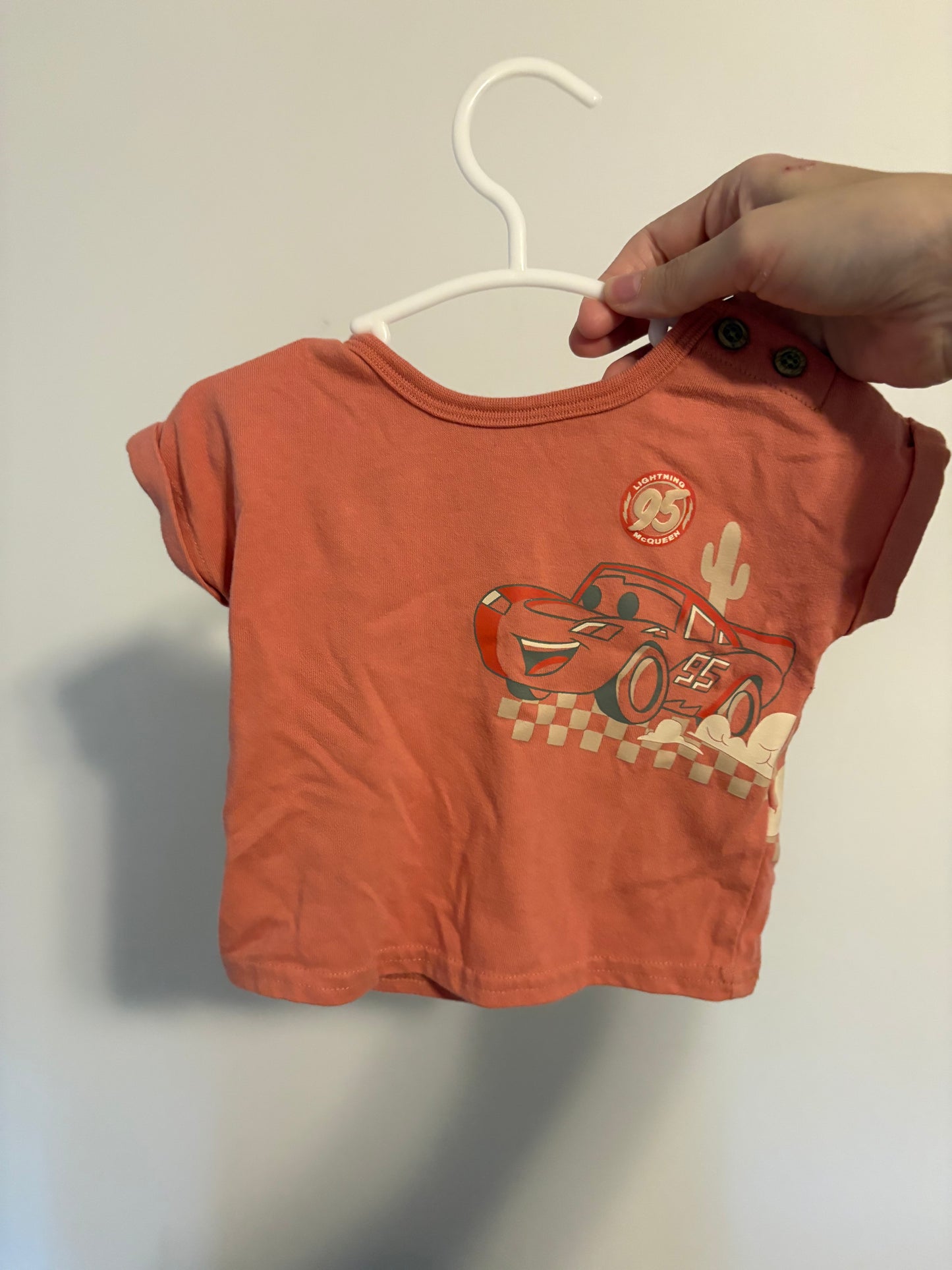 t-shirt disney 0-3 mois neuf