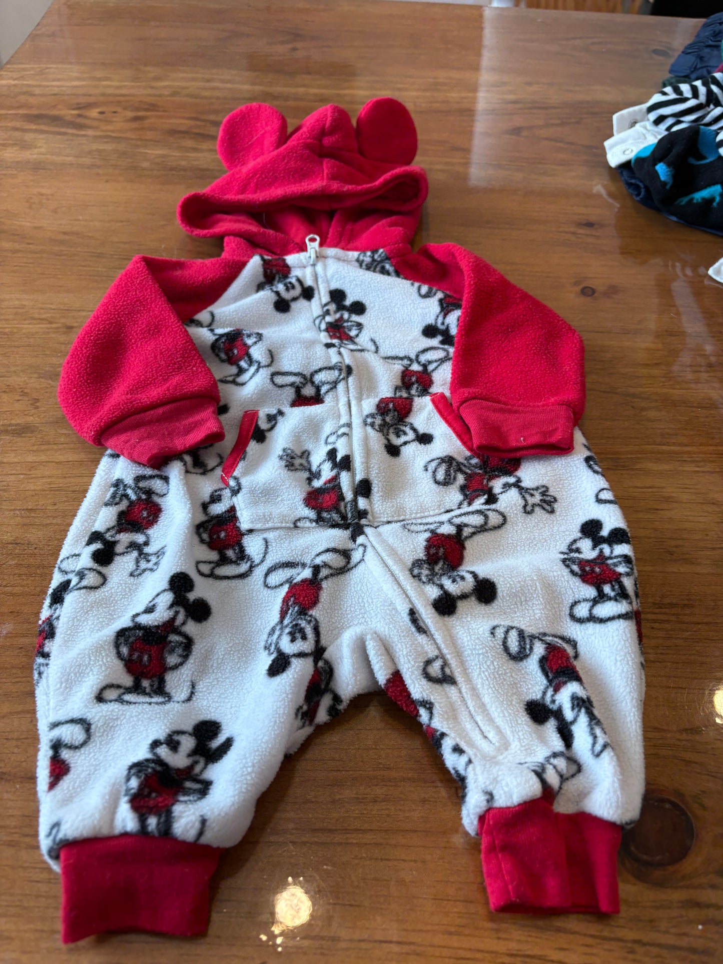 Ensemble Disney nouveau née / 0-3 mois unisexe