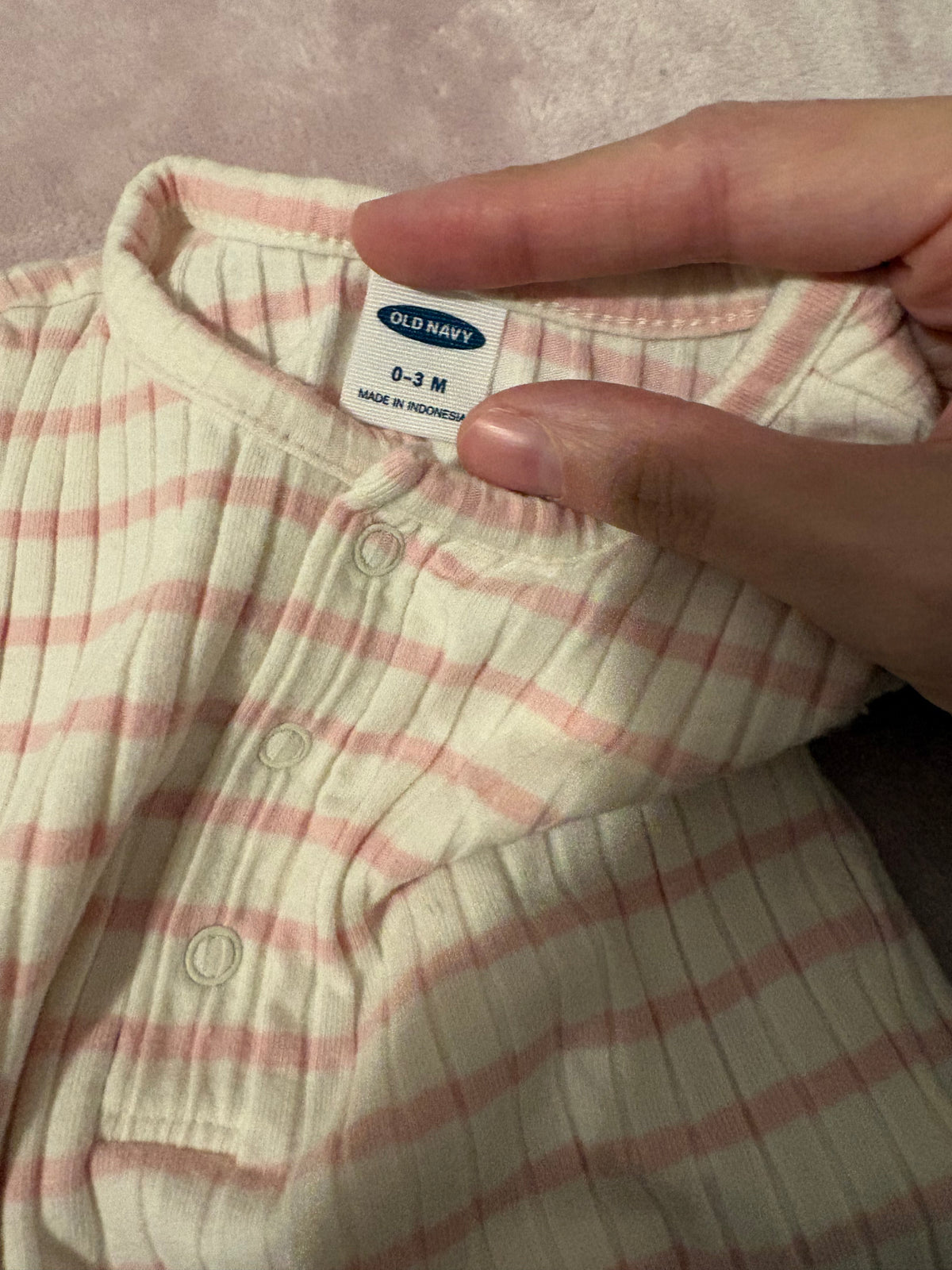 Cache-couche old navy 0-3 mois état neuf