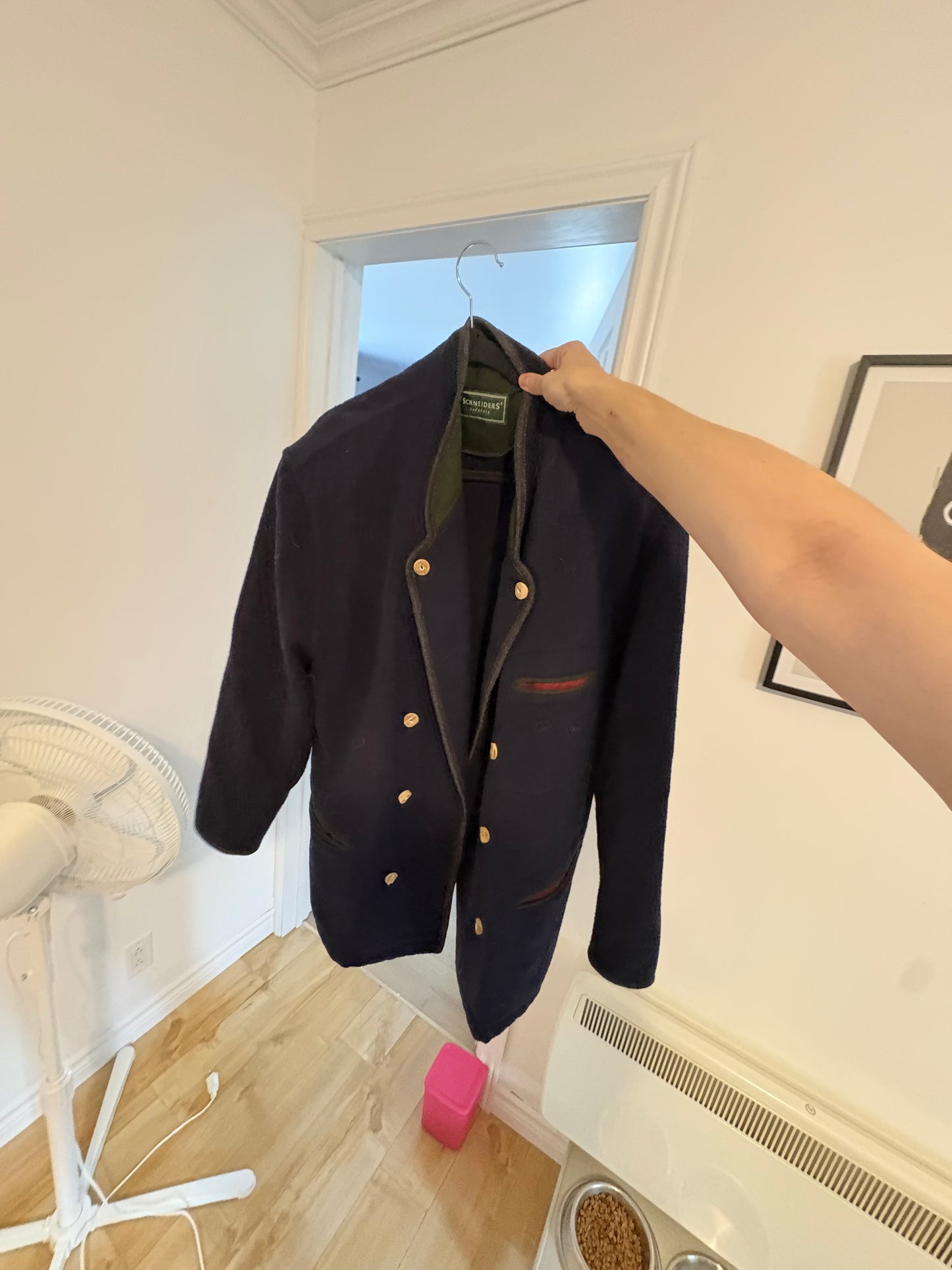 Manteau en laine schneider salburn medium valeur 450$ RARE