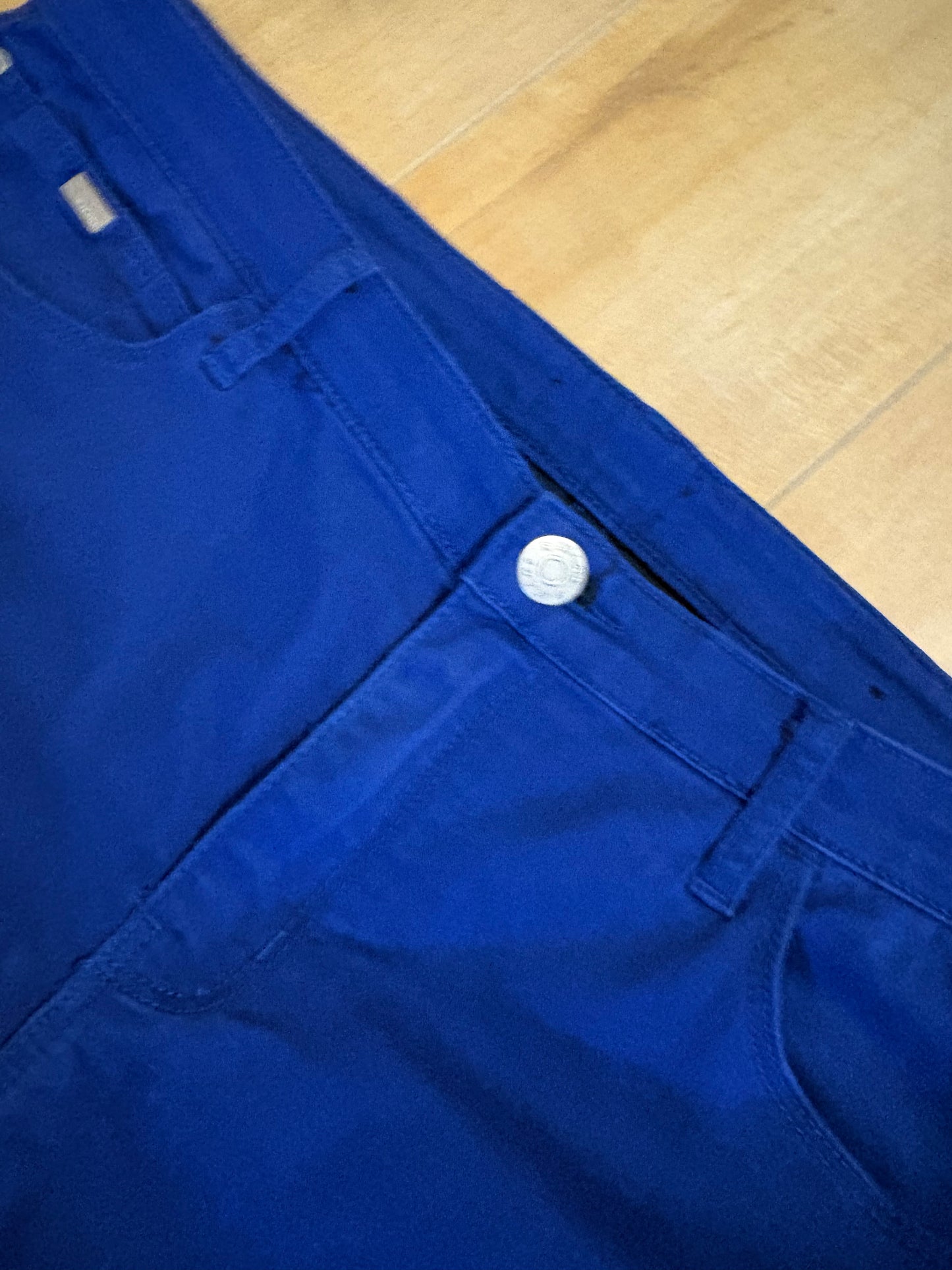 Capris taille 28 équvaut large-xlarge