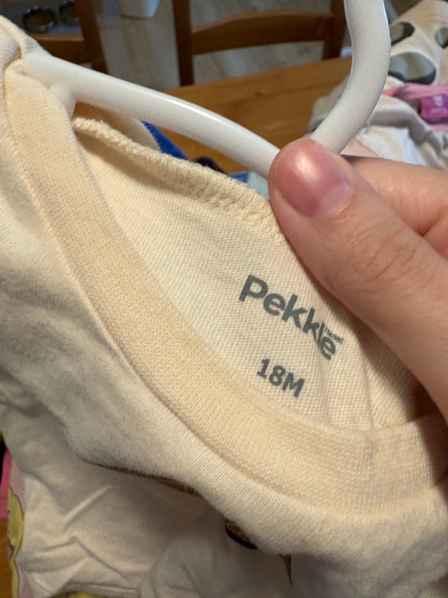 T-shirt pekkle 18 mois état neuf