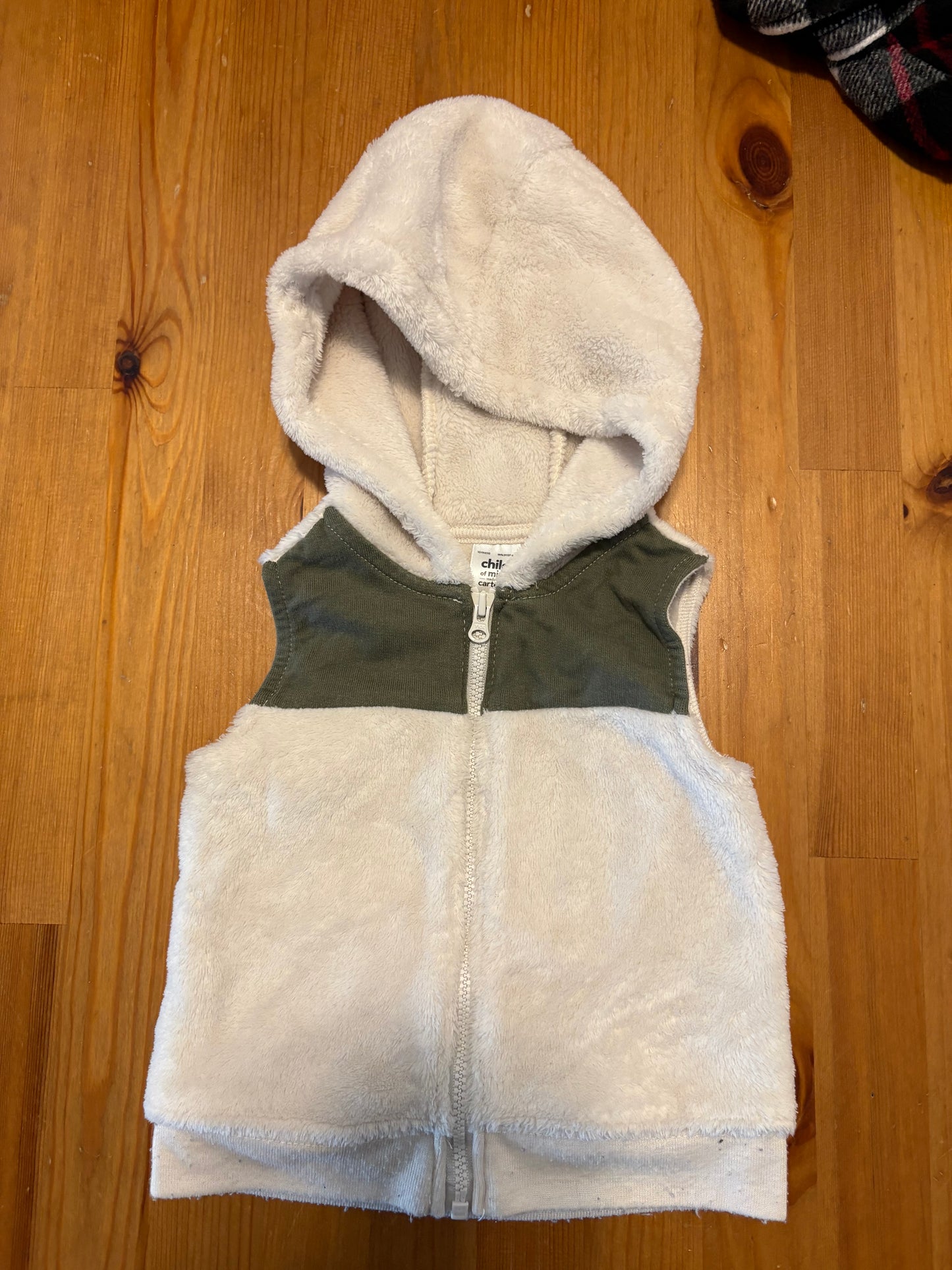 Veste child of mine 6-9 mois état neuf