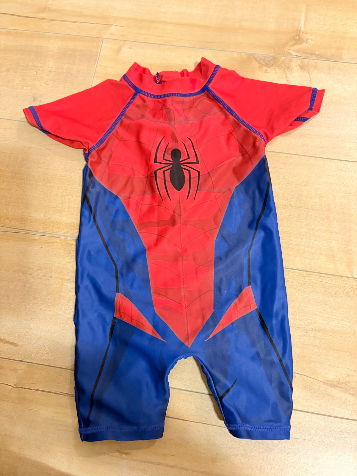 Costume de bain spider man 6-12 mois