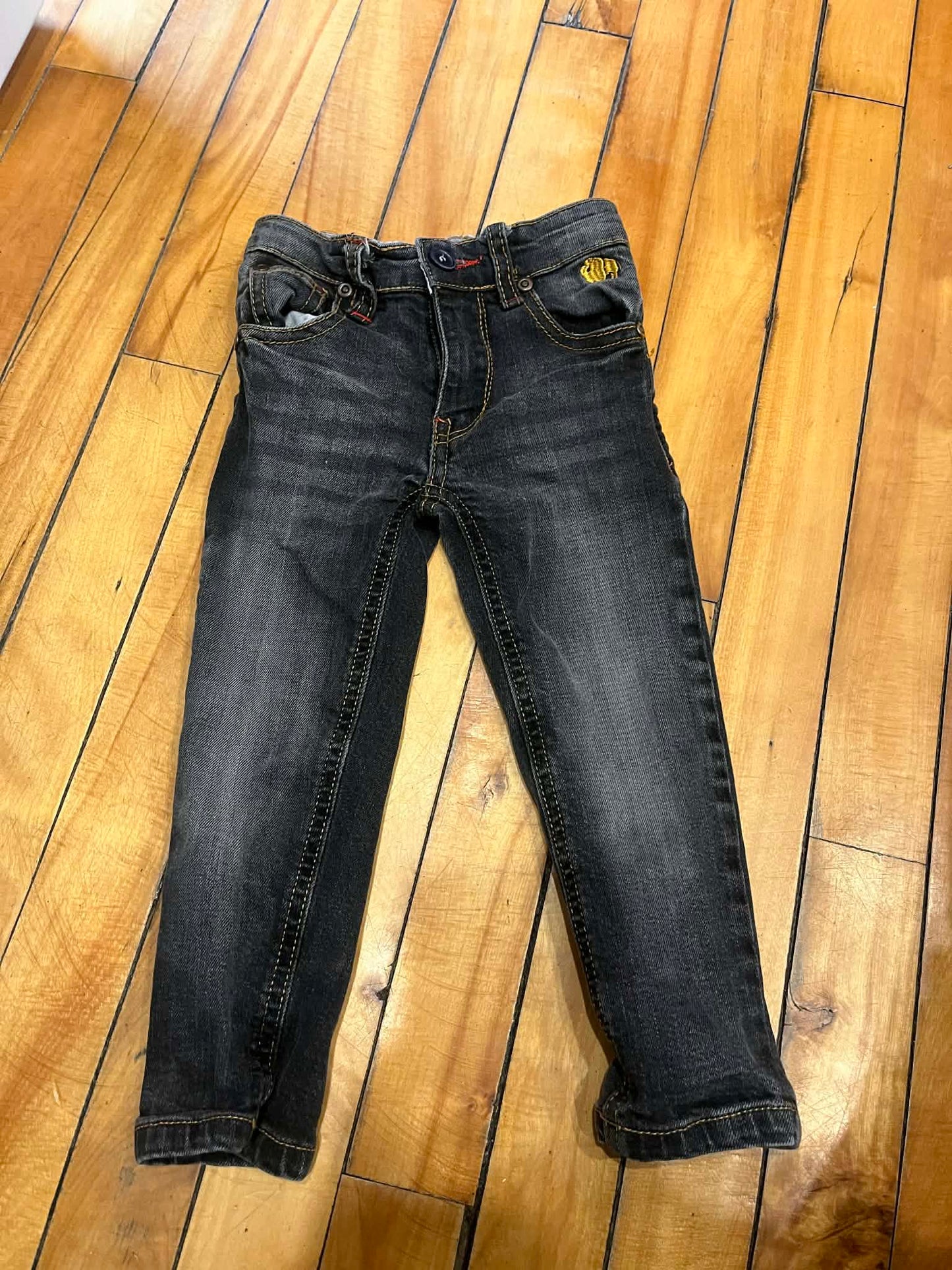 Jeans cobana denim 2T état neuf