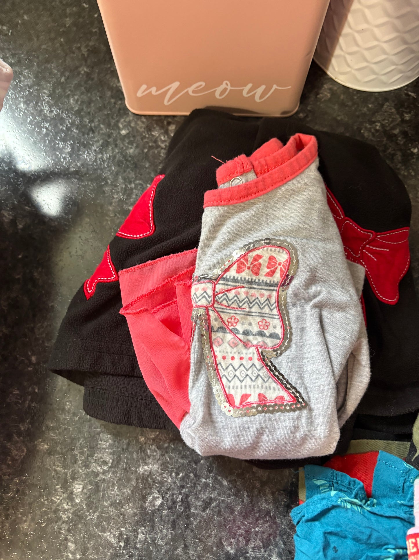 Lot de robe de marque 12-24 mois 8 robes environ