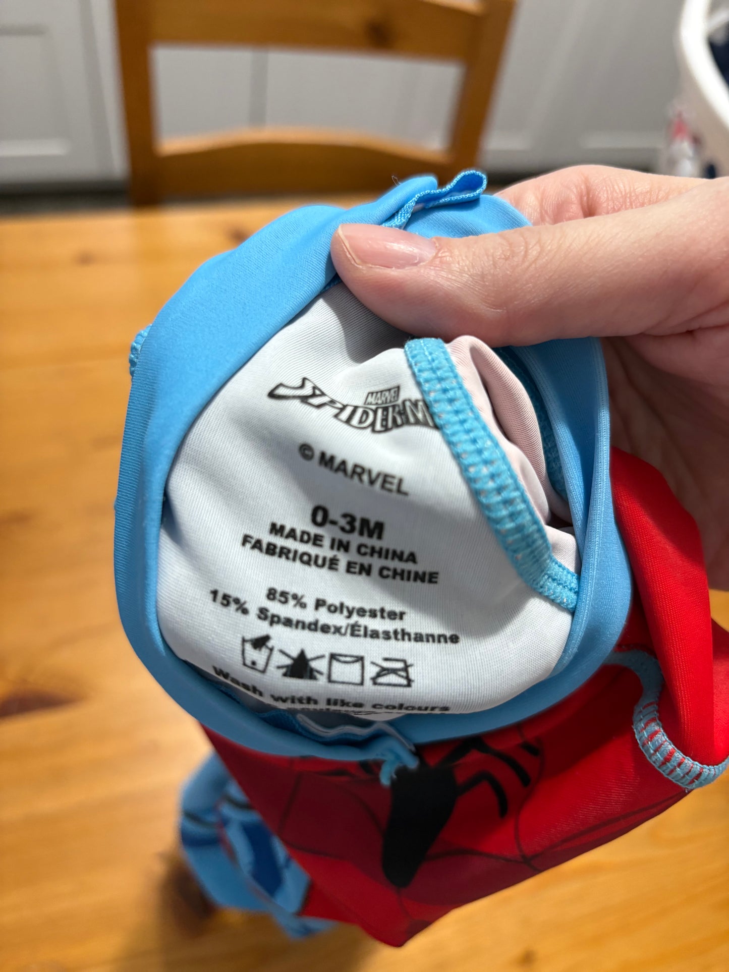 Costume de bain Spider man 0-3 mois état neuf