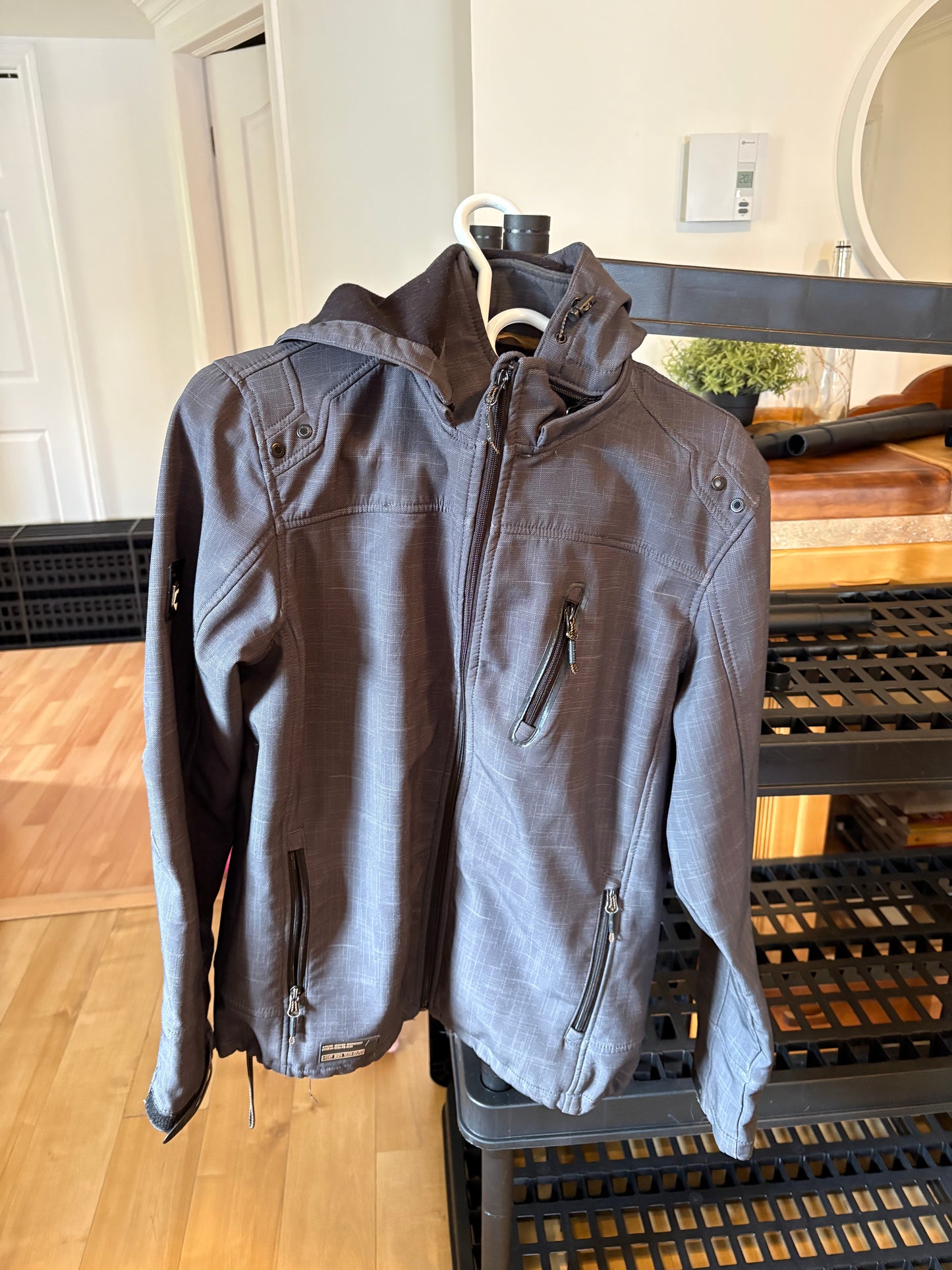 Manteau point zéro medium état neuf