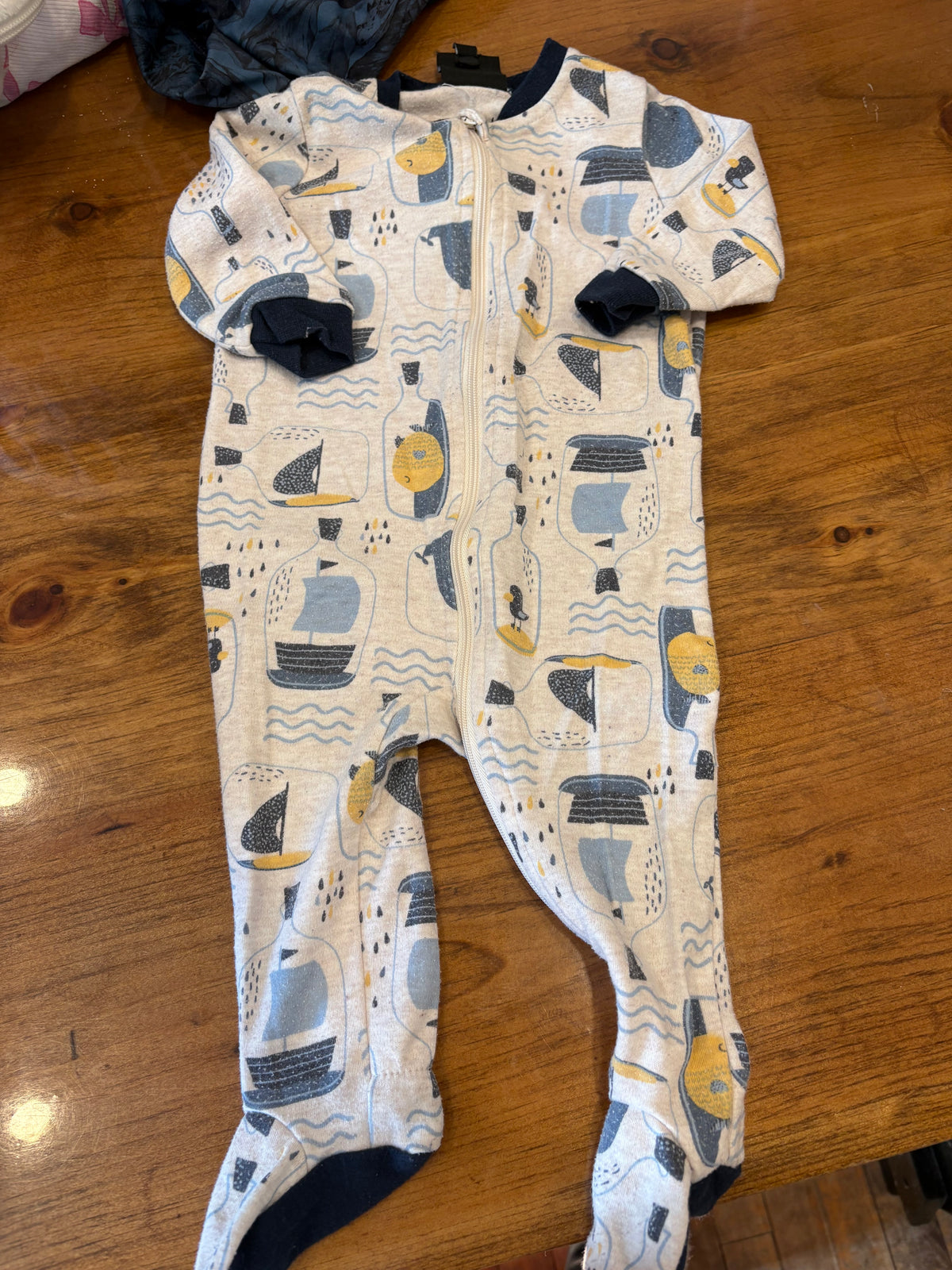 Pyjama le chat botté 6 mois (cmb)