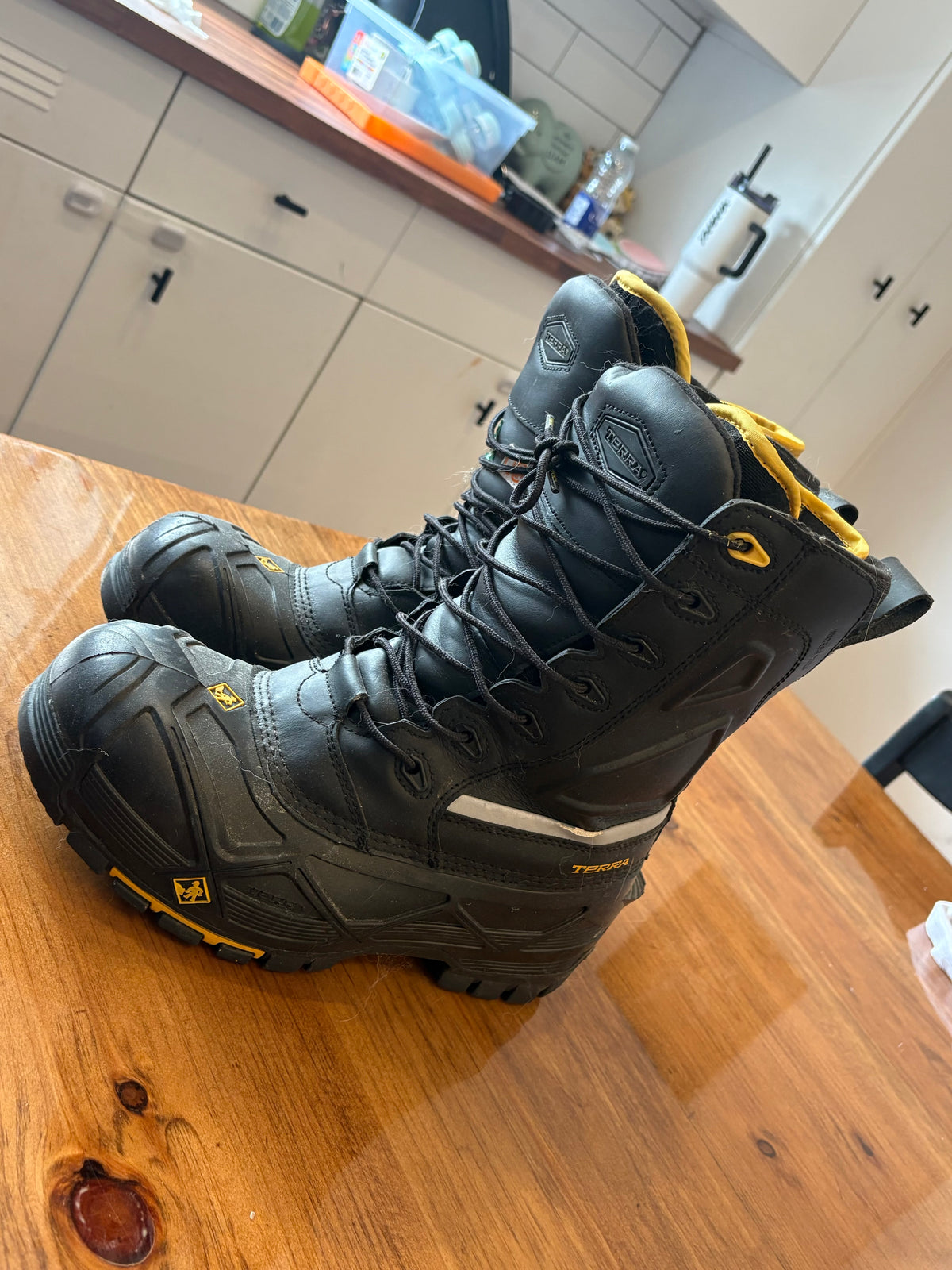 Botte terra hiver grandeur 7 homme donc 8,5 femme (cmb)