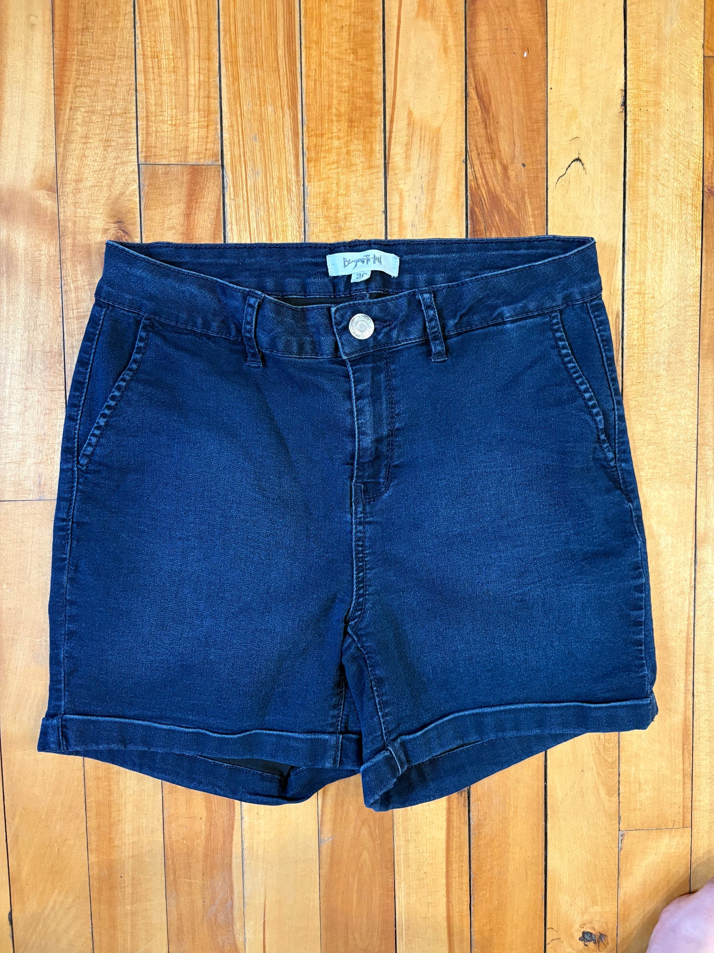 Short be you ti ful 30
