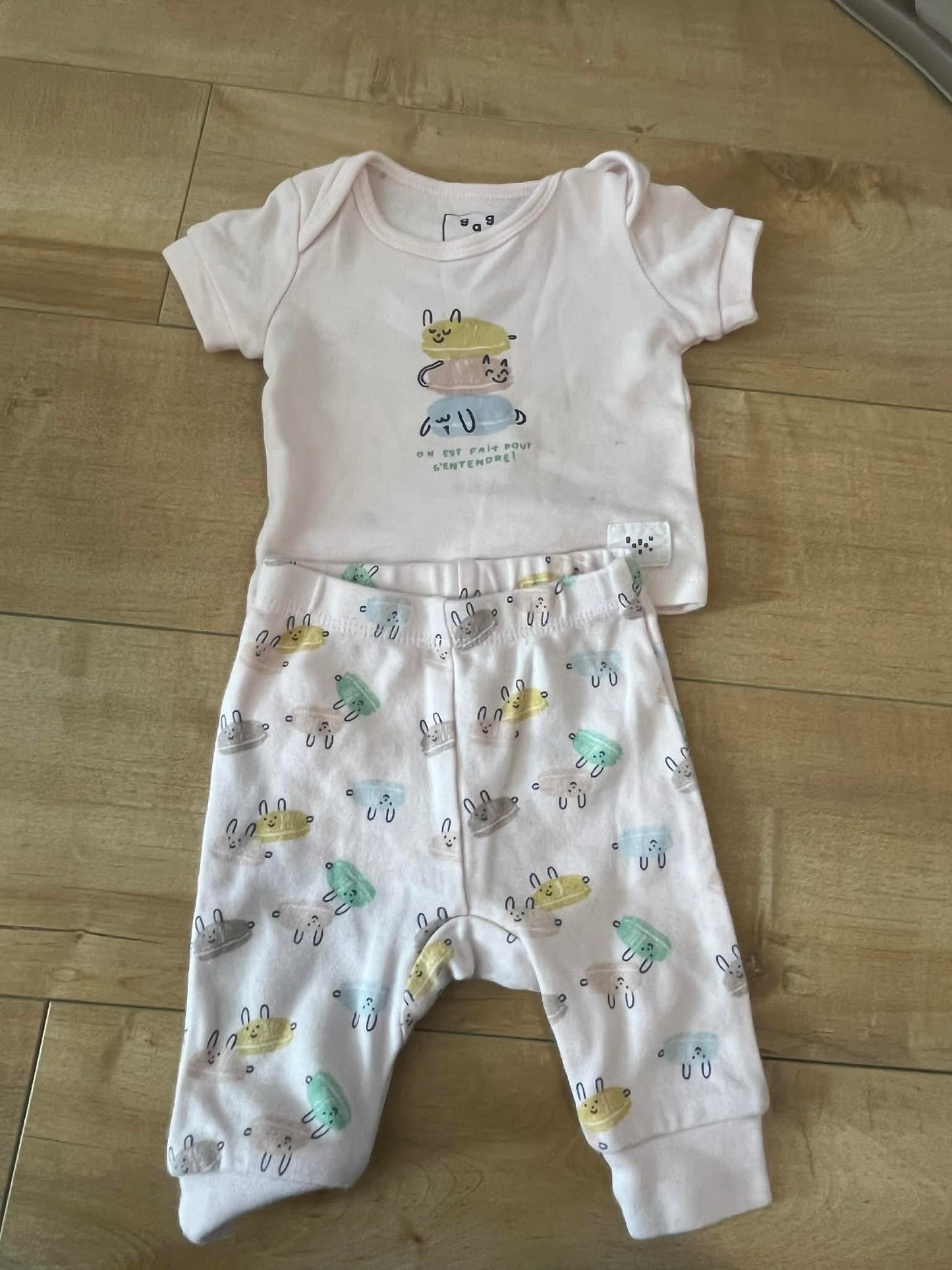 Pyjama gagou tagou 1 mois état neuf
