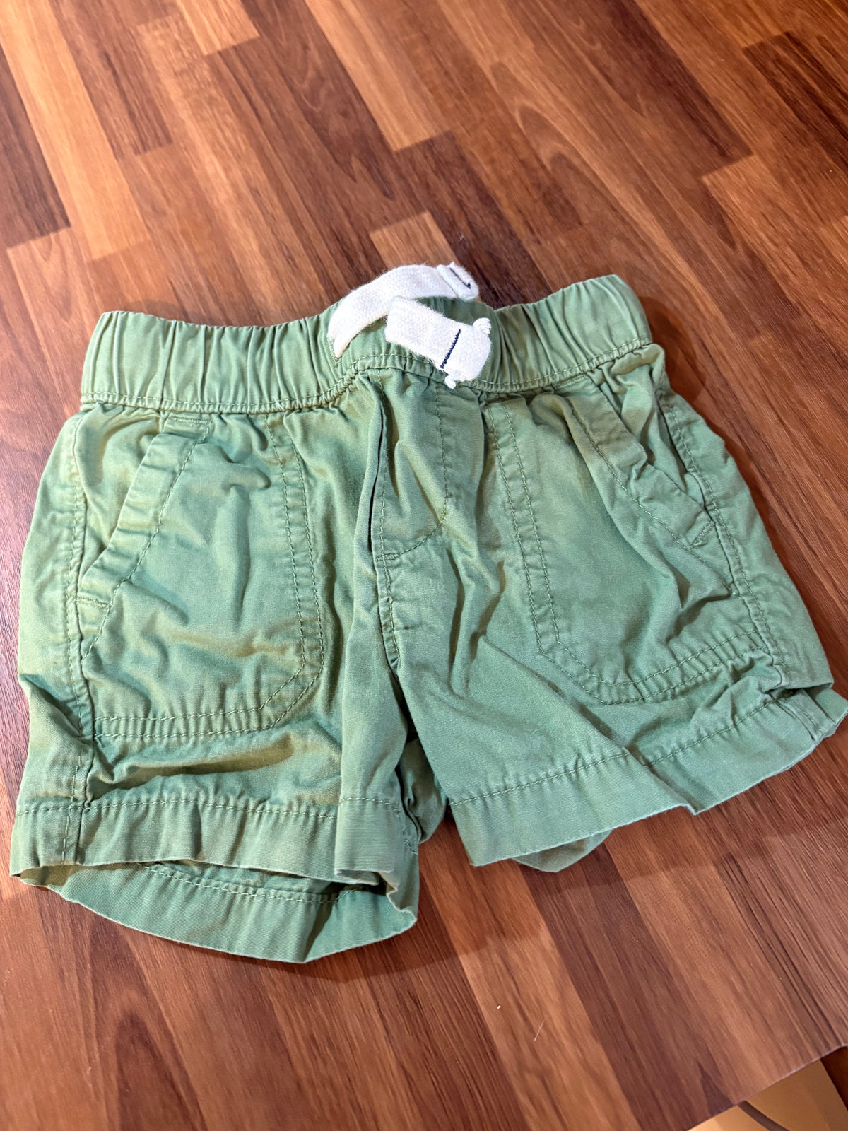 Short carter's 6 mois (cmb)