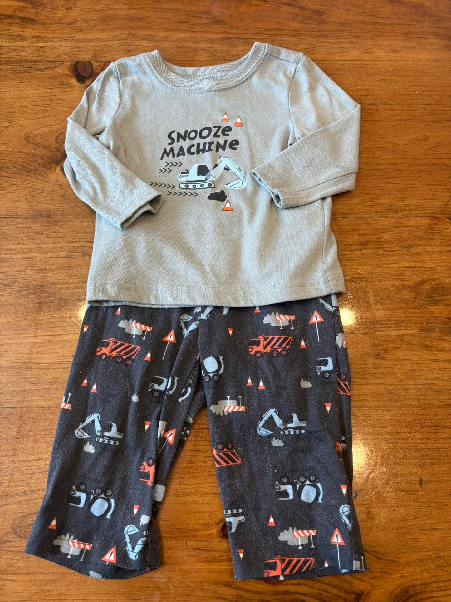 Pyjama old navy 12-18 mois (cmb)