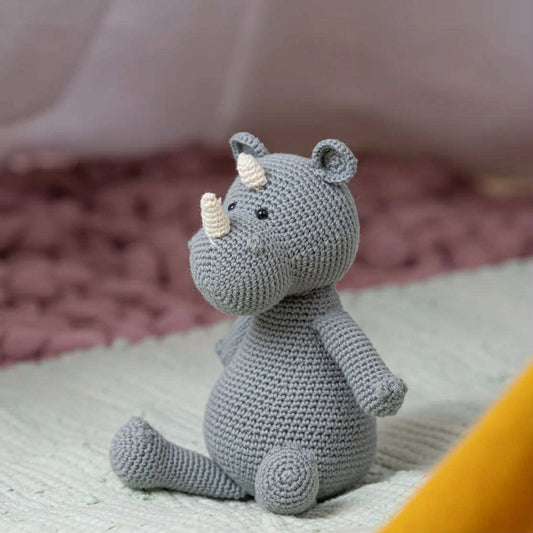 Petit toutou Gino le Rhinocéros 30 cm hauteur environ