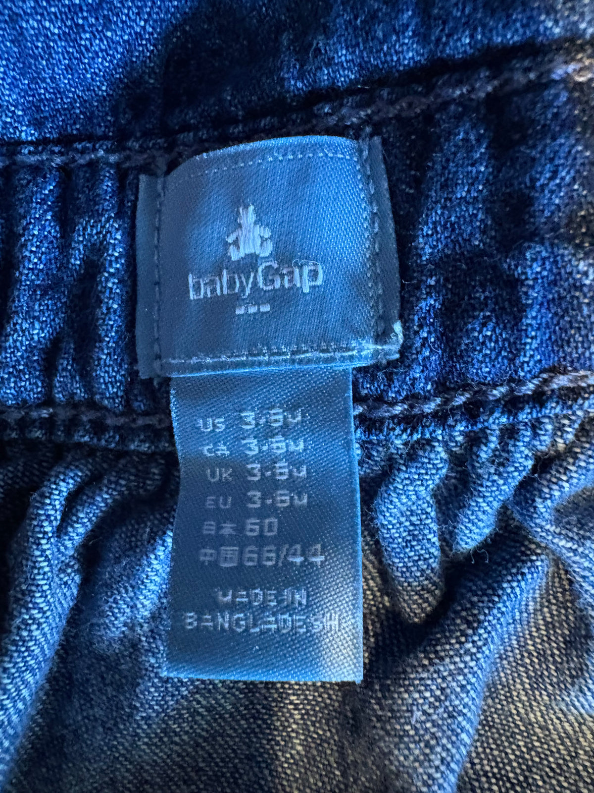 Robe en jeans baby gap 3-6 mois (cmb)