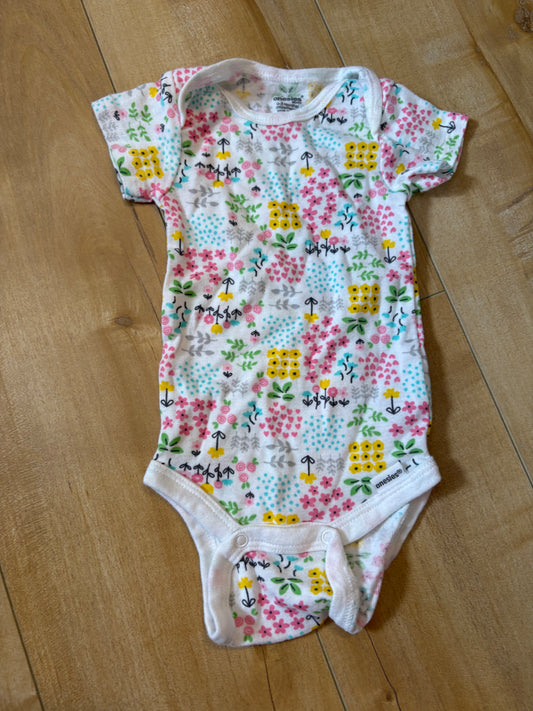 Cache-couche onesis 0-3 mois