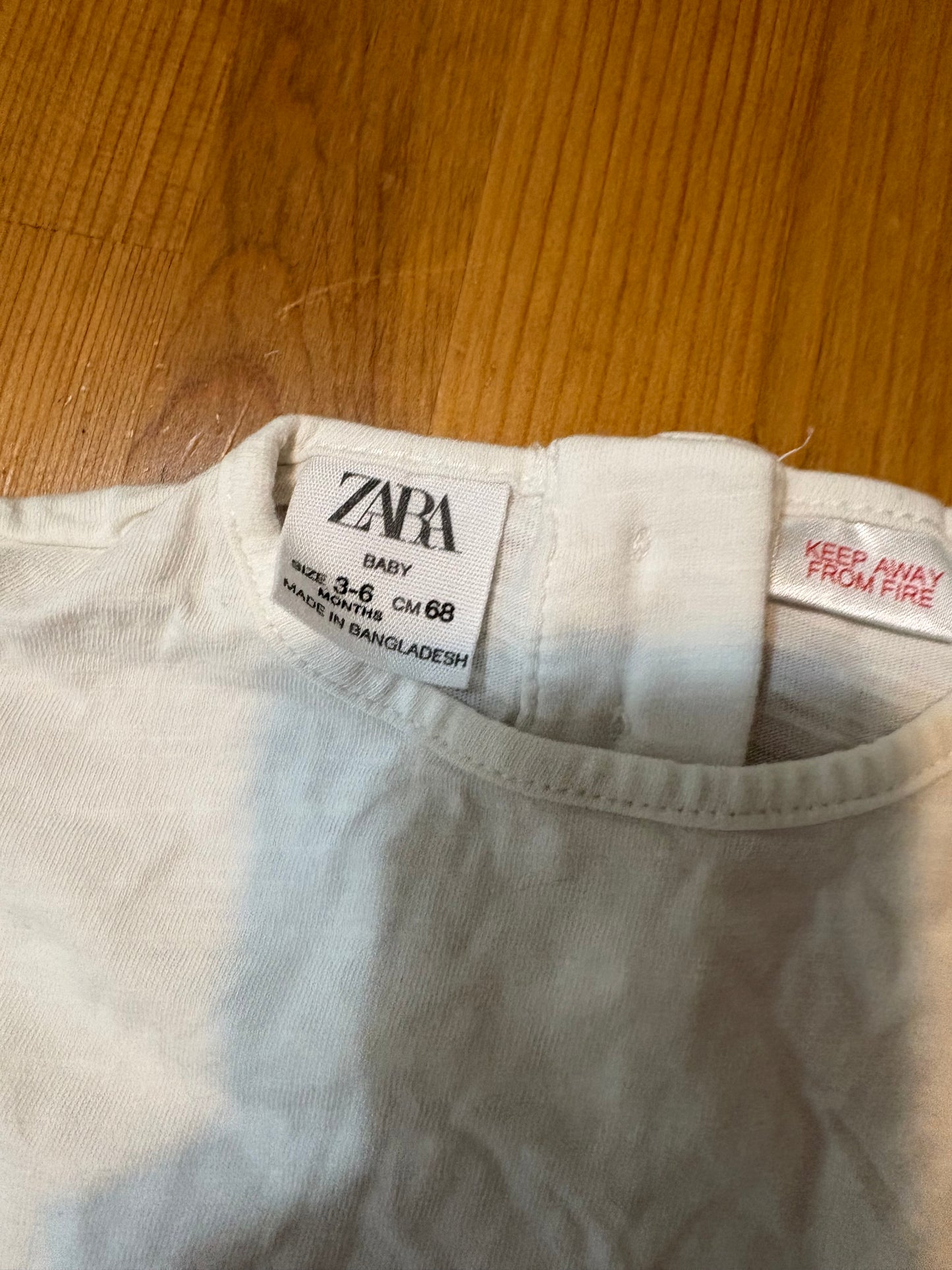 T-shirt zara 3-6 mois