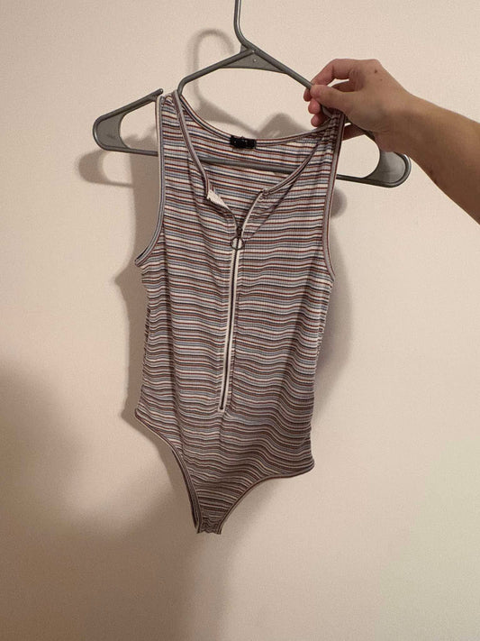 Une pièce ardene small