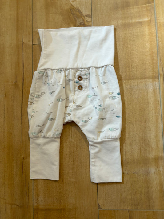 Pantalon trois moutons 1 mois neuf