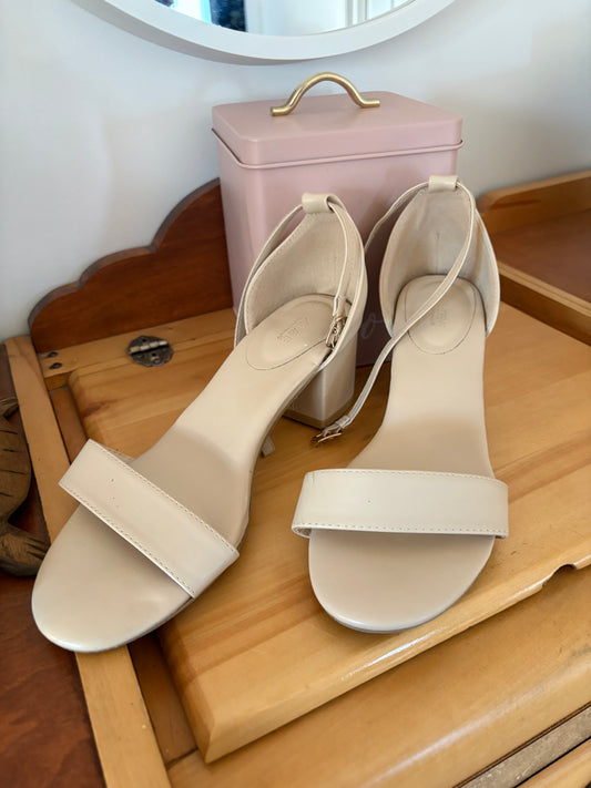 Soulie à talon taille 9 ardene