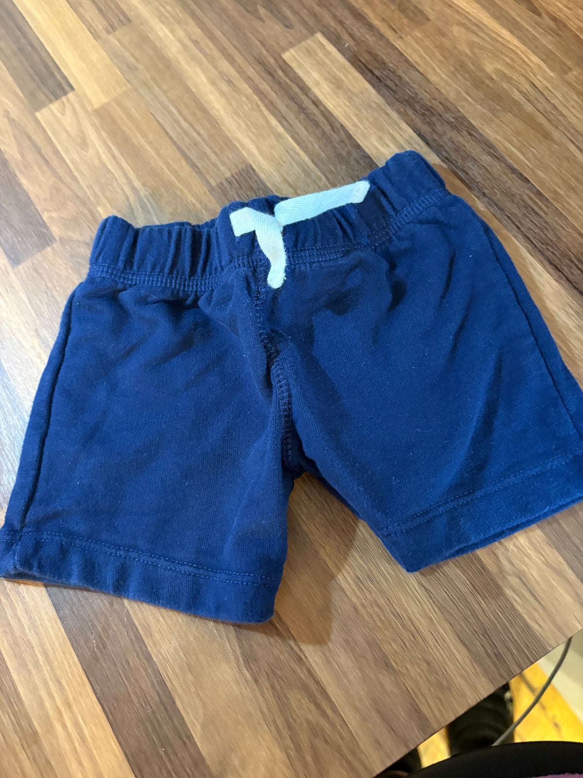 Lot de 3 short h&m 9-12 mois (cmb)