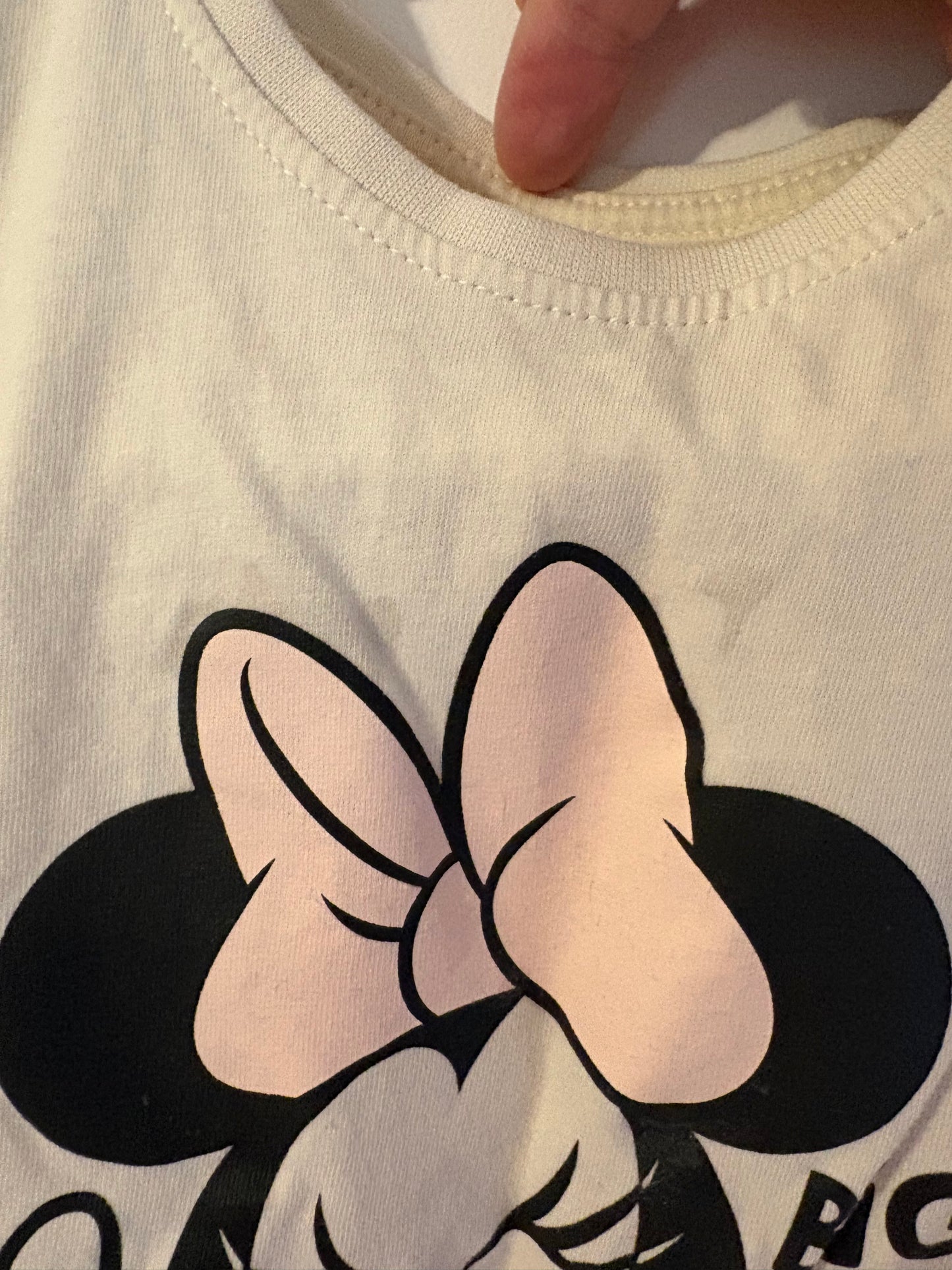 t-shirt disney primark 18-24 mois *