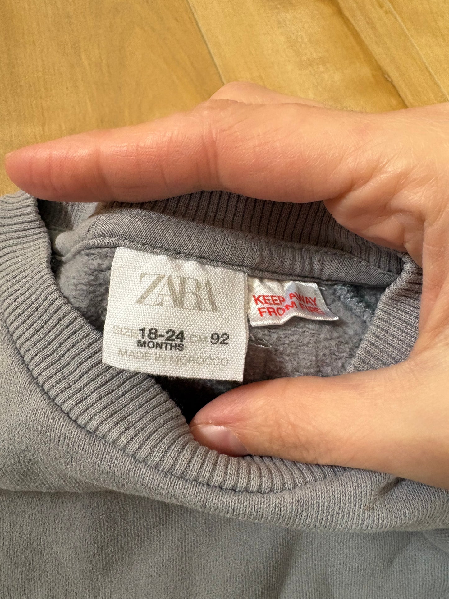 Gilet zara 18-24 mois (ConsignationML)