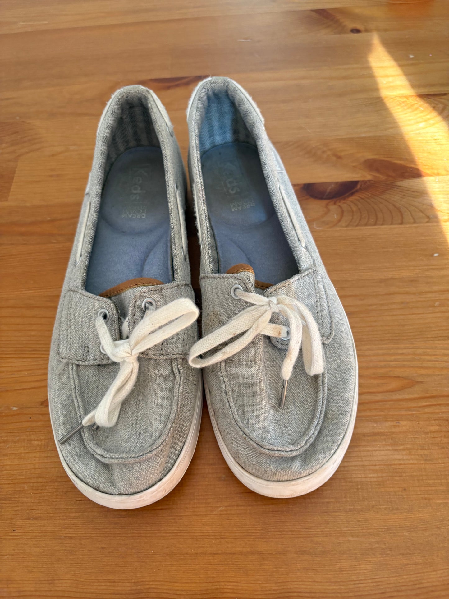 Soulier keds mousse mémoirw keds 6.5 taille