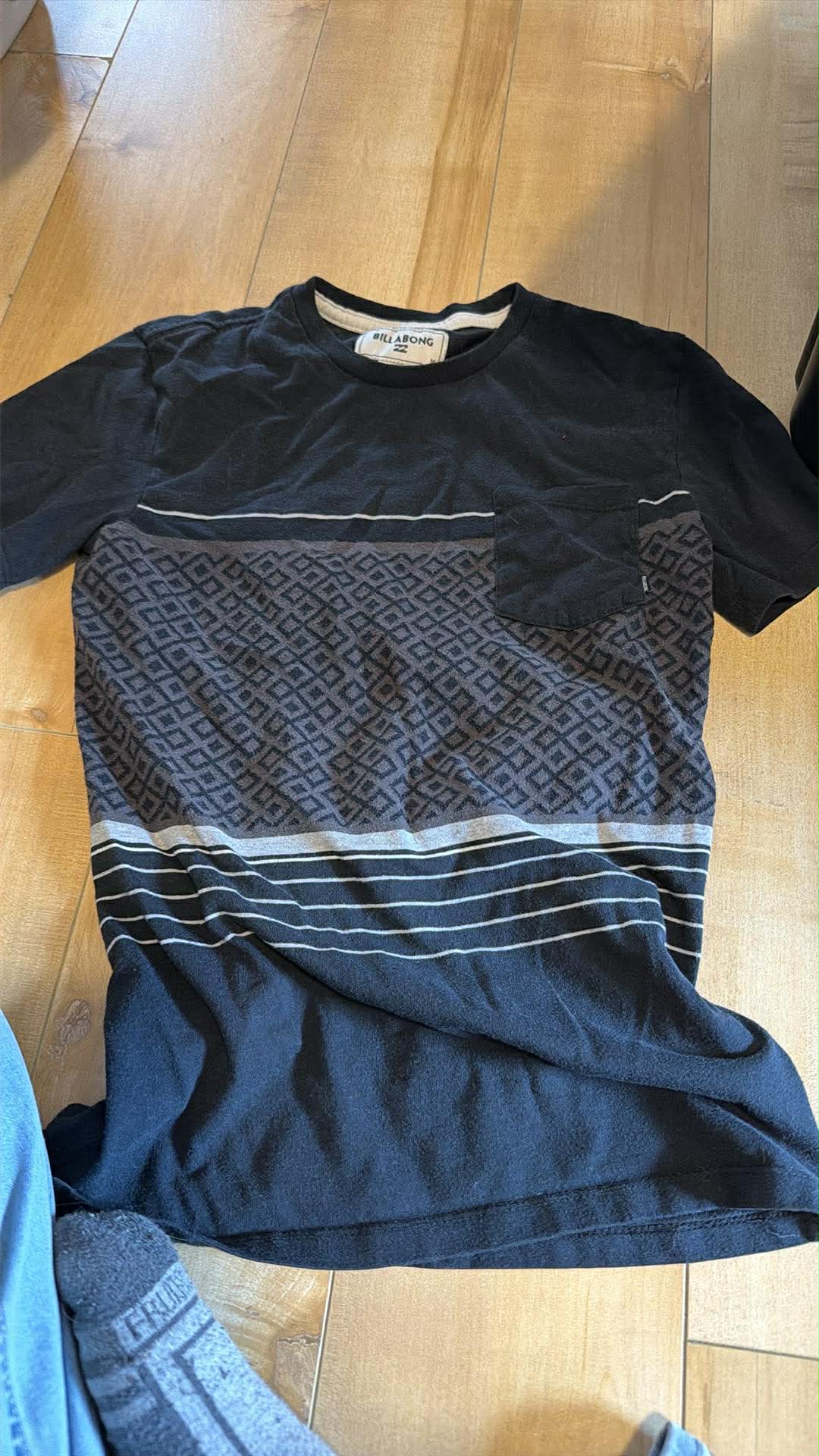 T-shirt billabong medium enfant 8-10 ans