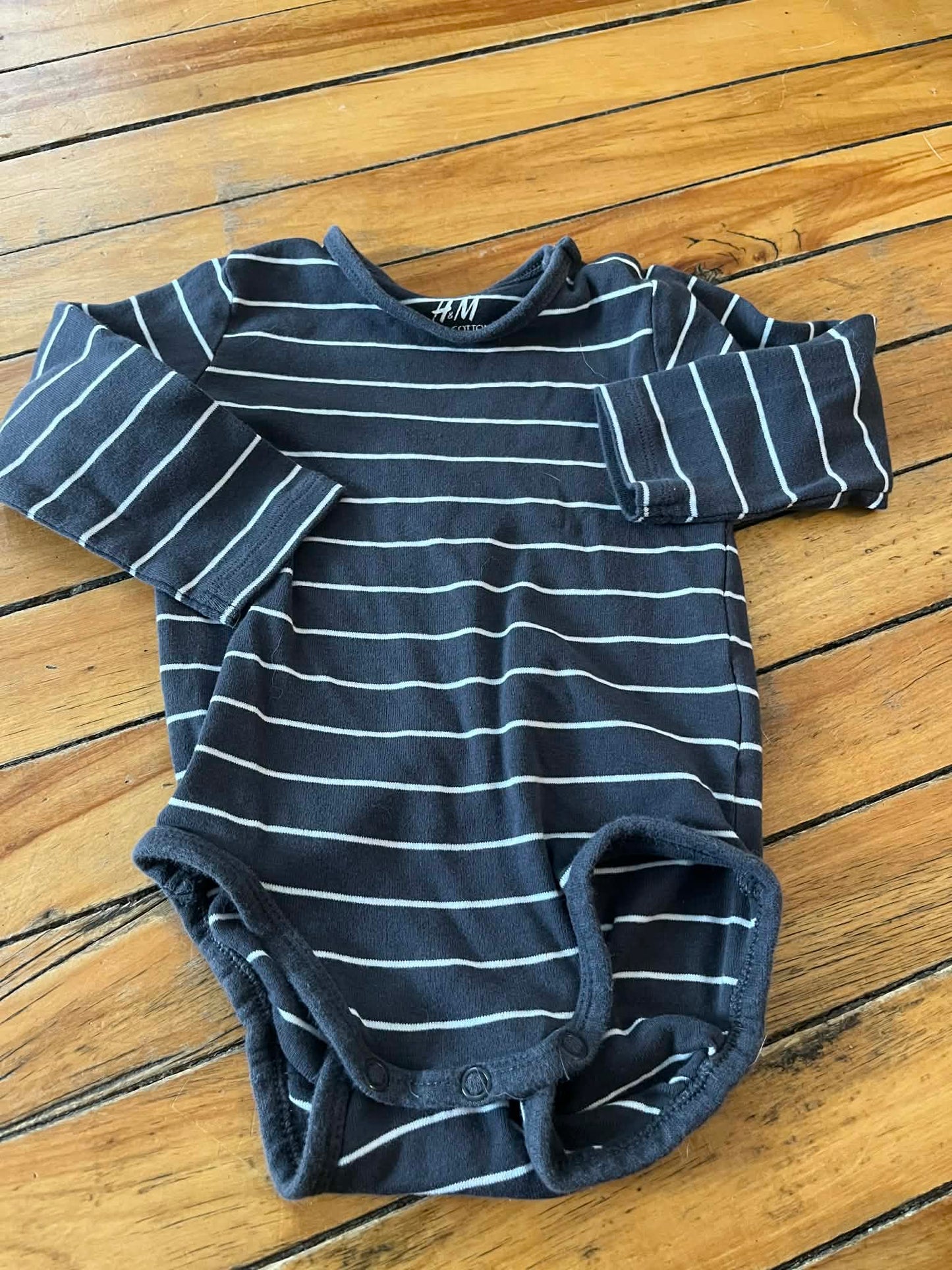 Cache-couche h&m 6/9 mois